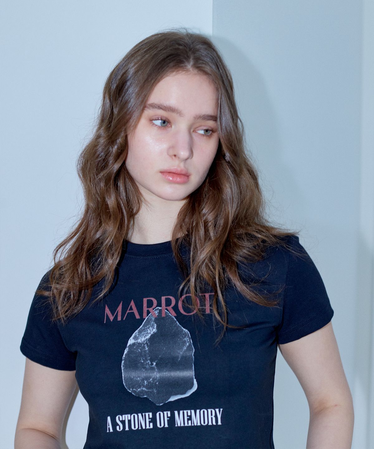 마롯(MARROT) STONE CROP T-SHIRT_BLACK