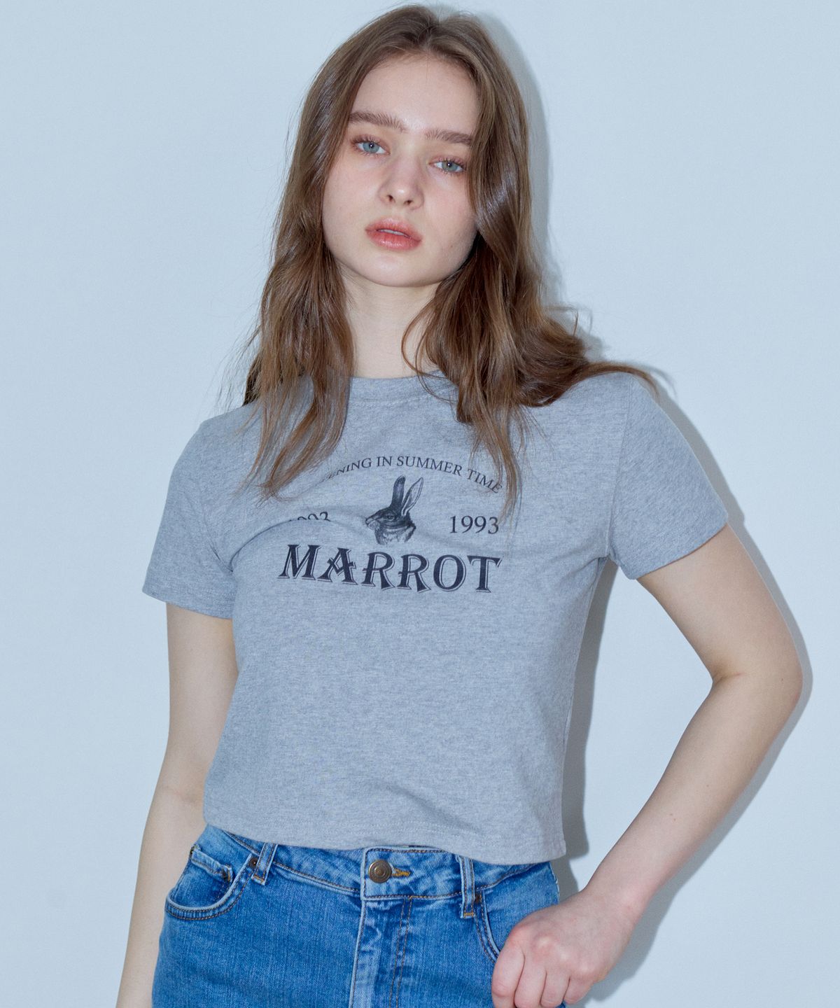마롯(MARROT) HOLIDAY RABBIT  CROP T-SHIRT_GREY
