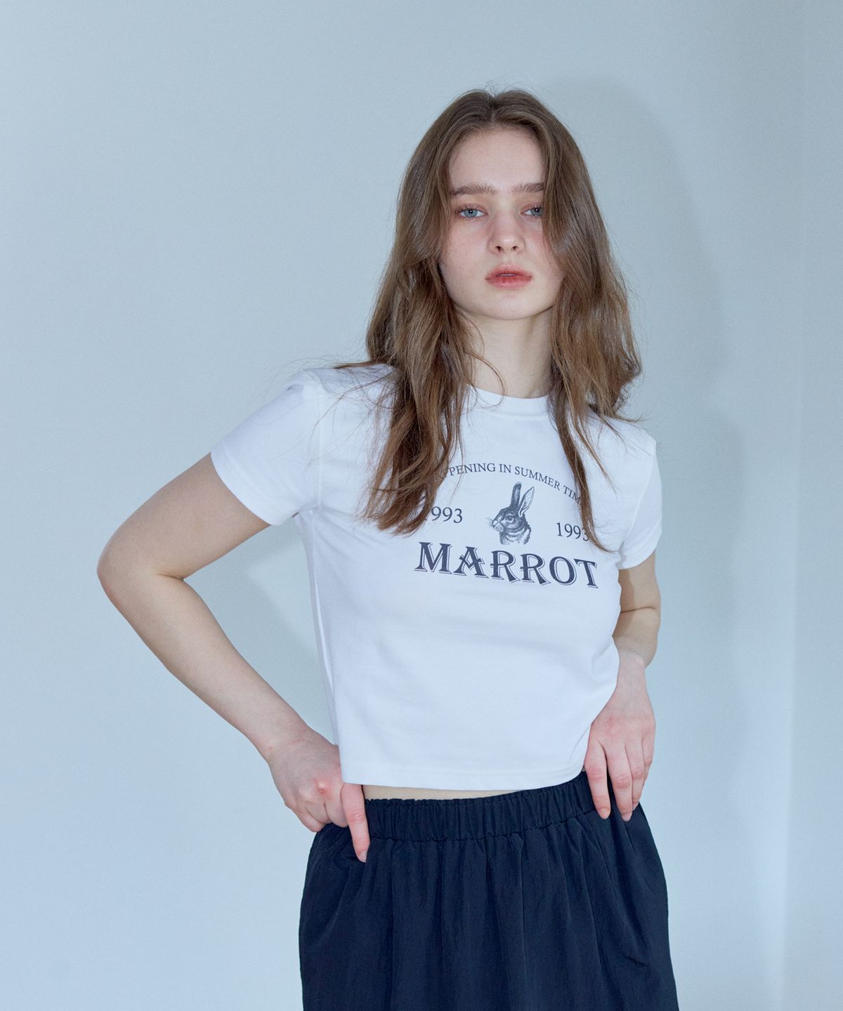 마롯(MARROT) HOLIDAY RABBIT  CROP T-SHIRT_WHITE