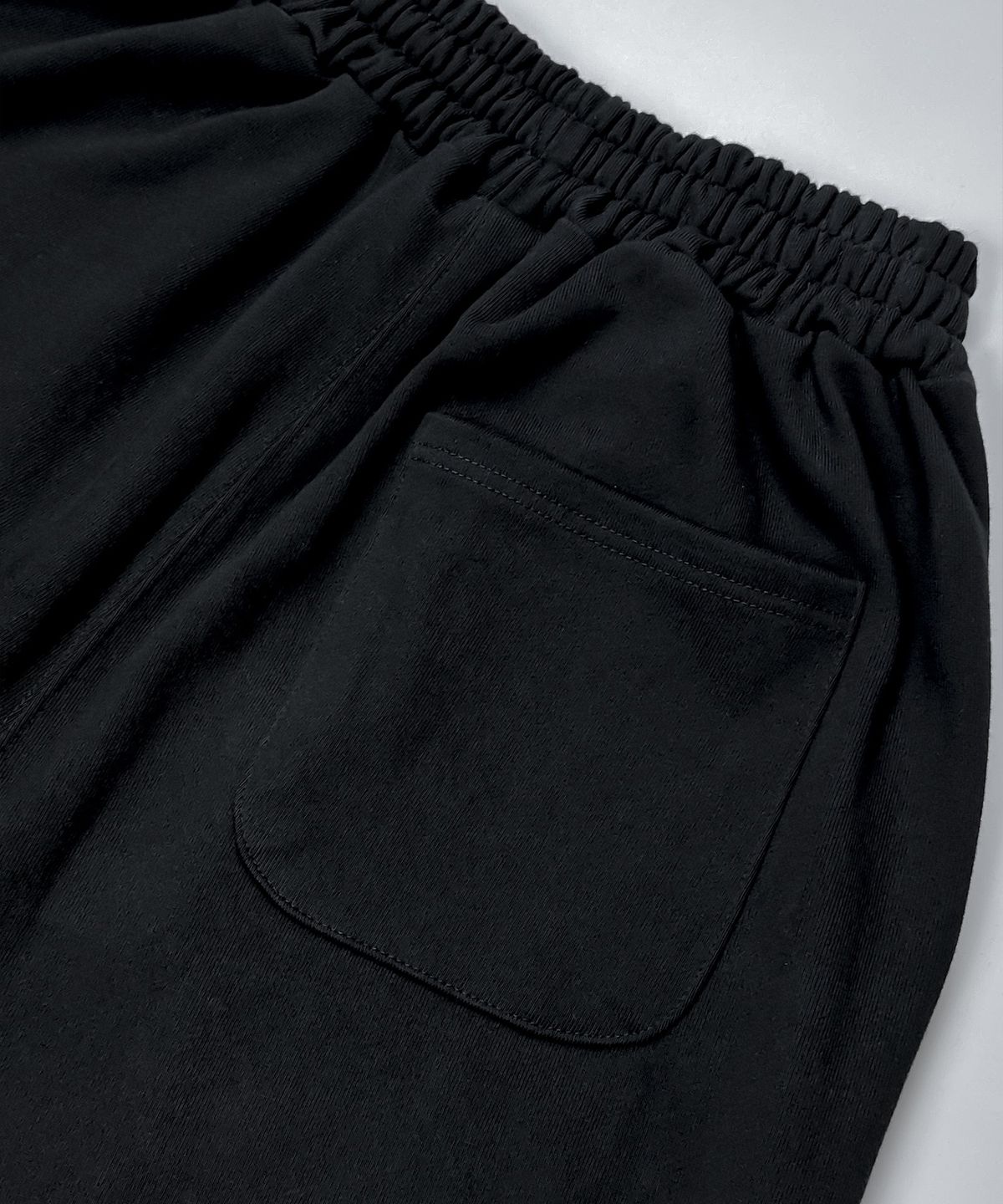 마롯(MARROT) 파이핑 조거팬츠_블랙