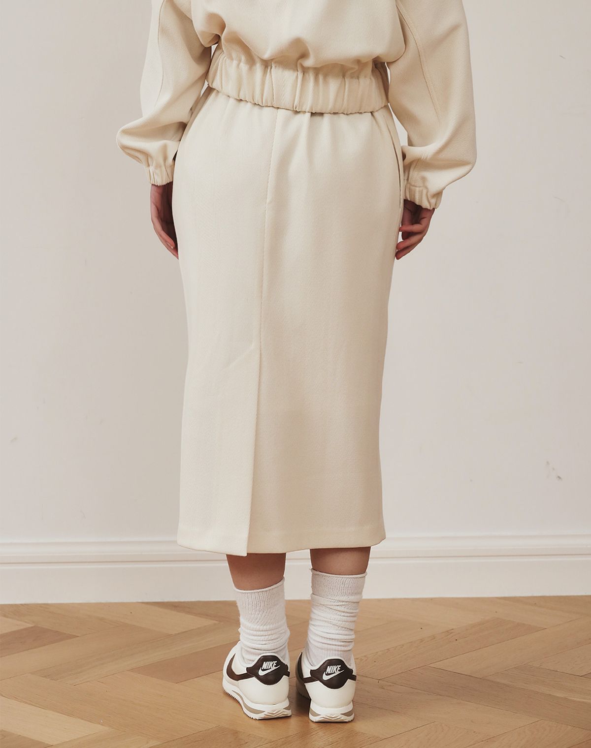 지에마르(GIEMAR) HERRINGBONE H LINE SKIRT IVORY/GRAY
