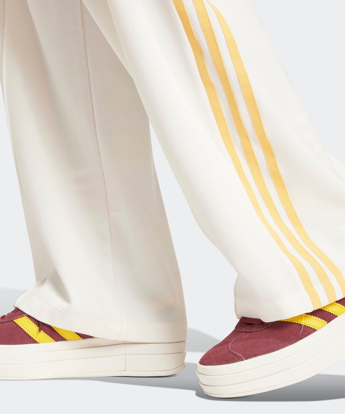 아디다스(ADIDAS) BB 트랙 팬츠 - 화이트 / IT9830