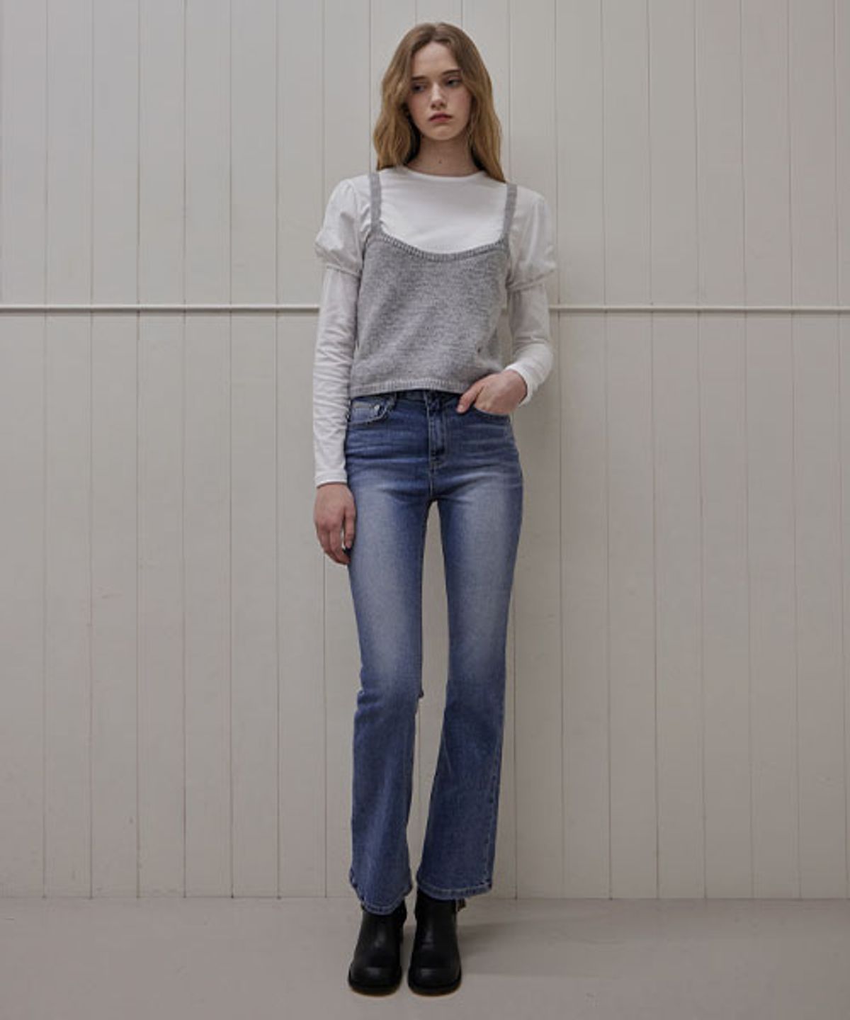 헤인트(HAINT) SANDED LONG BOOTCUT DENIM PANTS