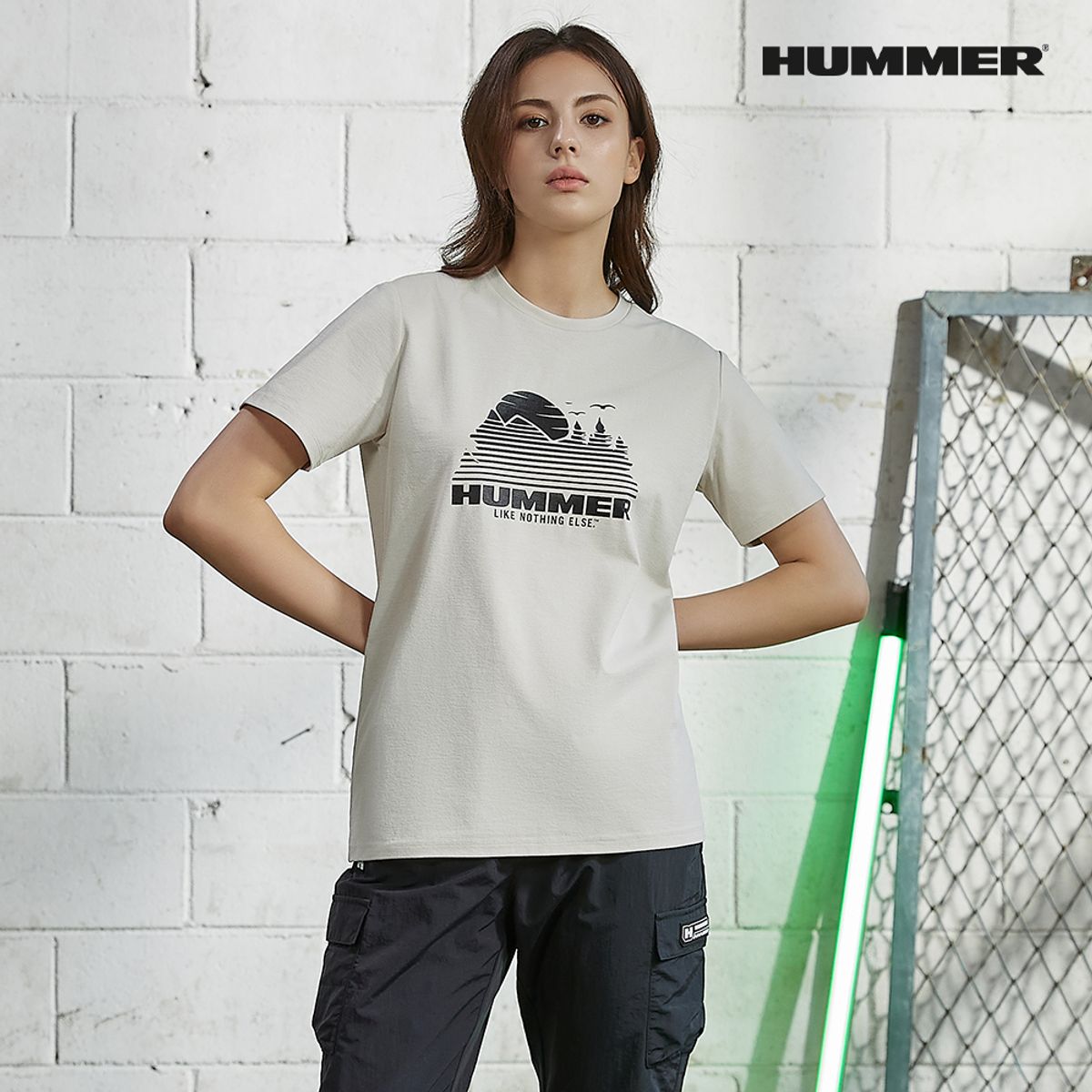 험머(HUMMER) 우먼 H5 스포츠 소로나 반팔 티셔츠 베이지