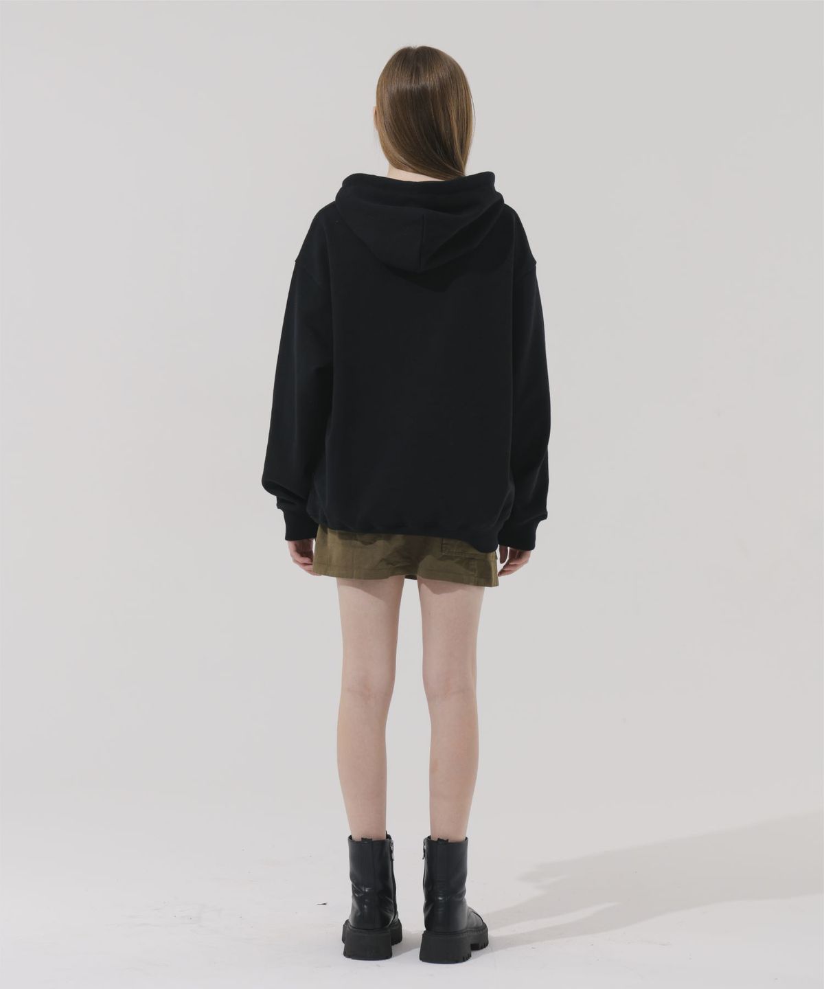 바쥬비쥬(BAJOO BIJOO) COLORFUL CAT EMBROIDERY OVER-FIT HOODIE [BLACK]