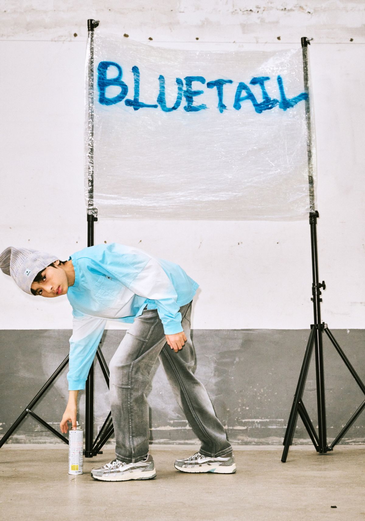 블루테일(BLUETAIL) 빈티지 워싱 그레이 데님 팬츠