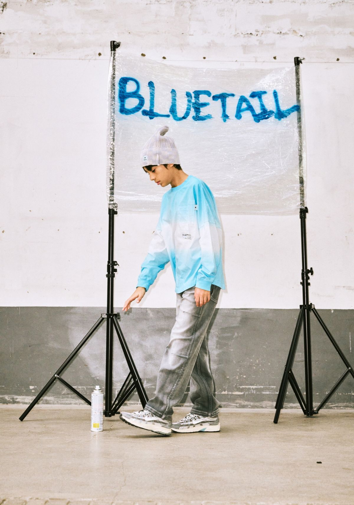 블루테일(BLUETAIL) 빈티지 워싱 그레이 데님 팬츠