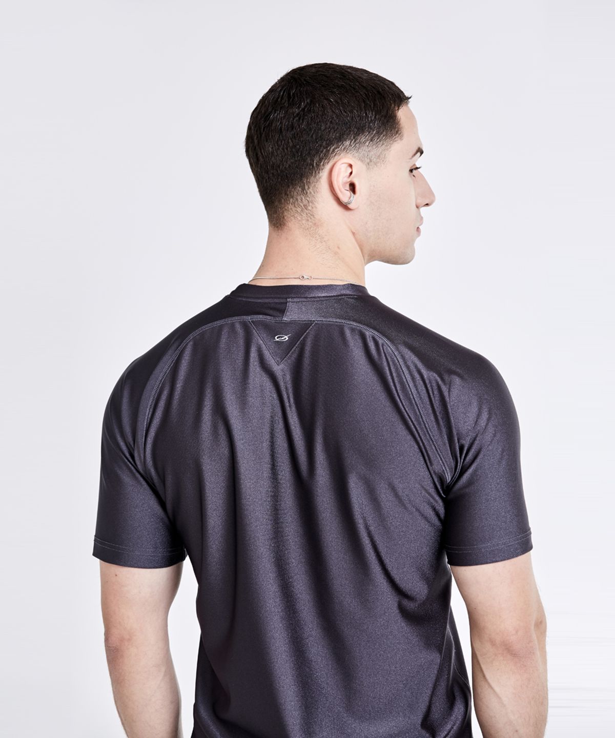 51퍼센트(51PERCENT) Triangle Back logo T-shirt - Charcoal