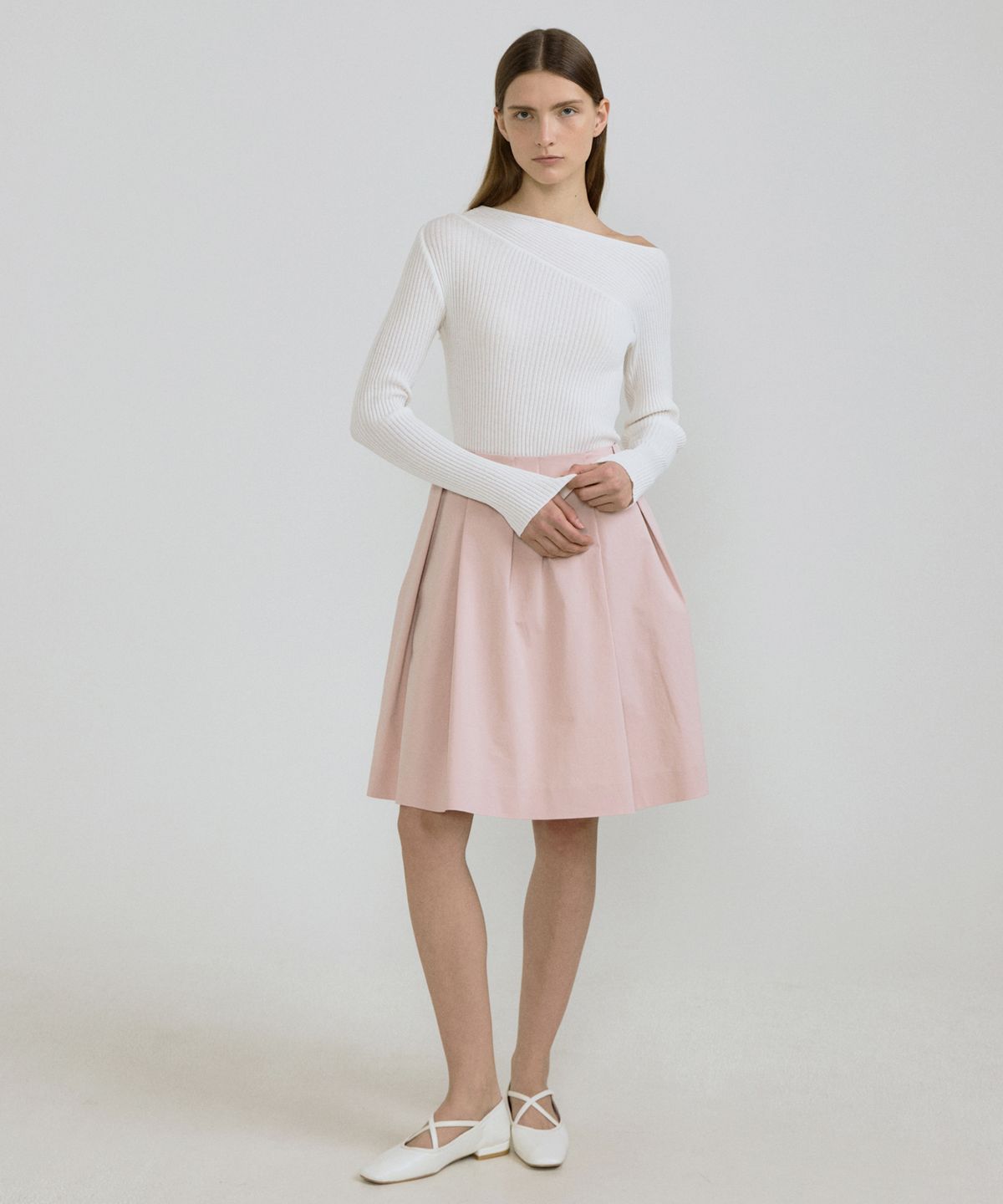 오떼뜨(OCTETTE) ONE SHOULDER KNIT_2COLOR