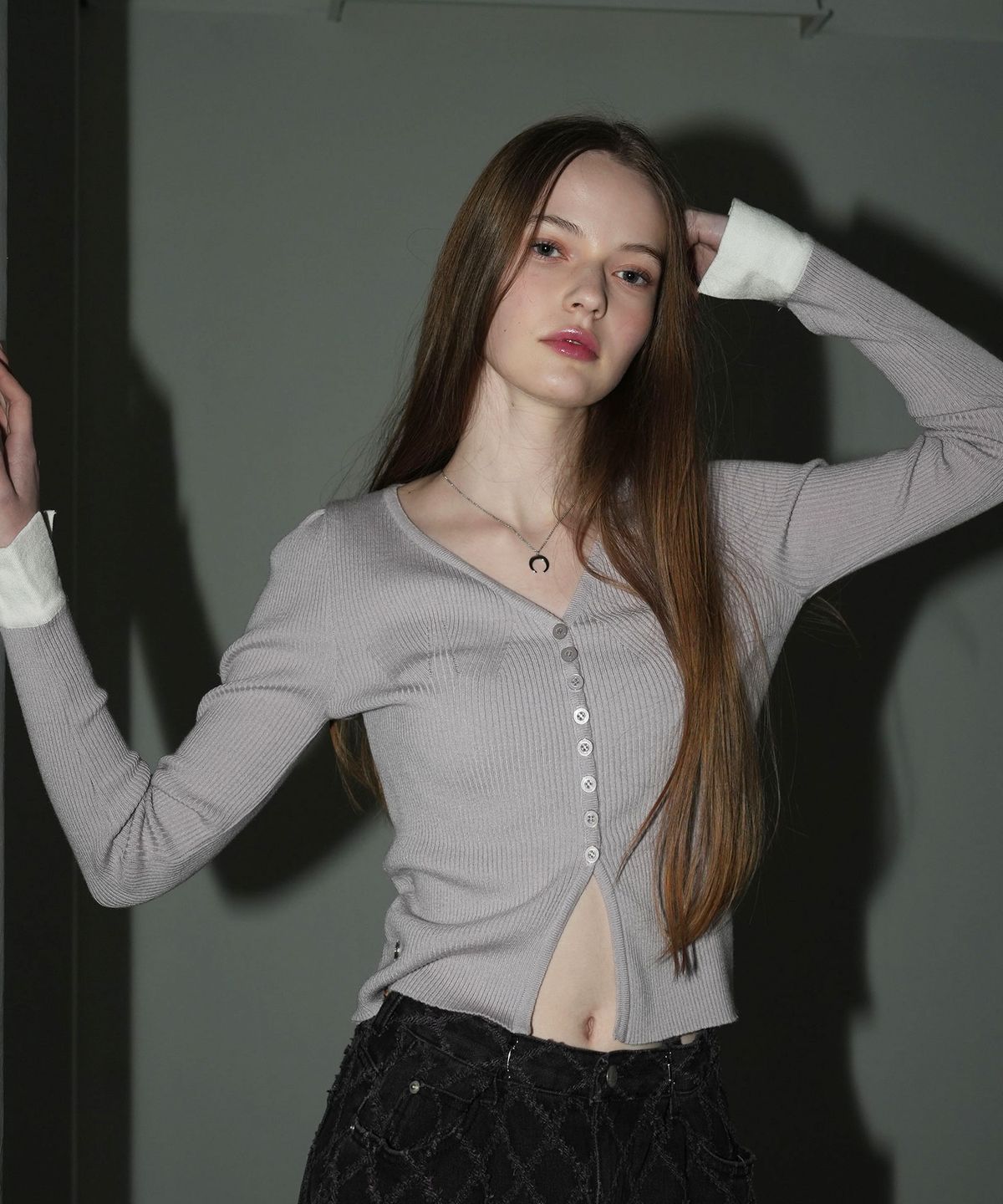 어반드레스(AVANDRESS) Tours V-neck Button Knit Cardigan - 6COL