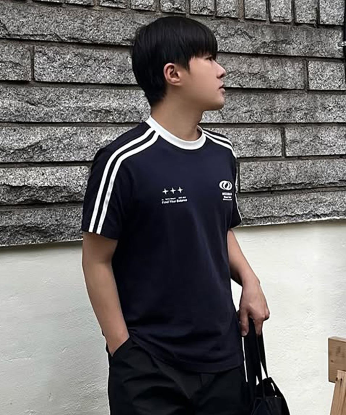 어반디타입(URBANDTYPE) 풋볼 져지 티셔츠_블랙