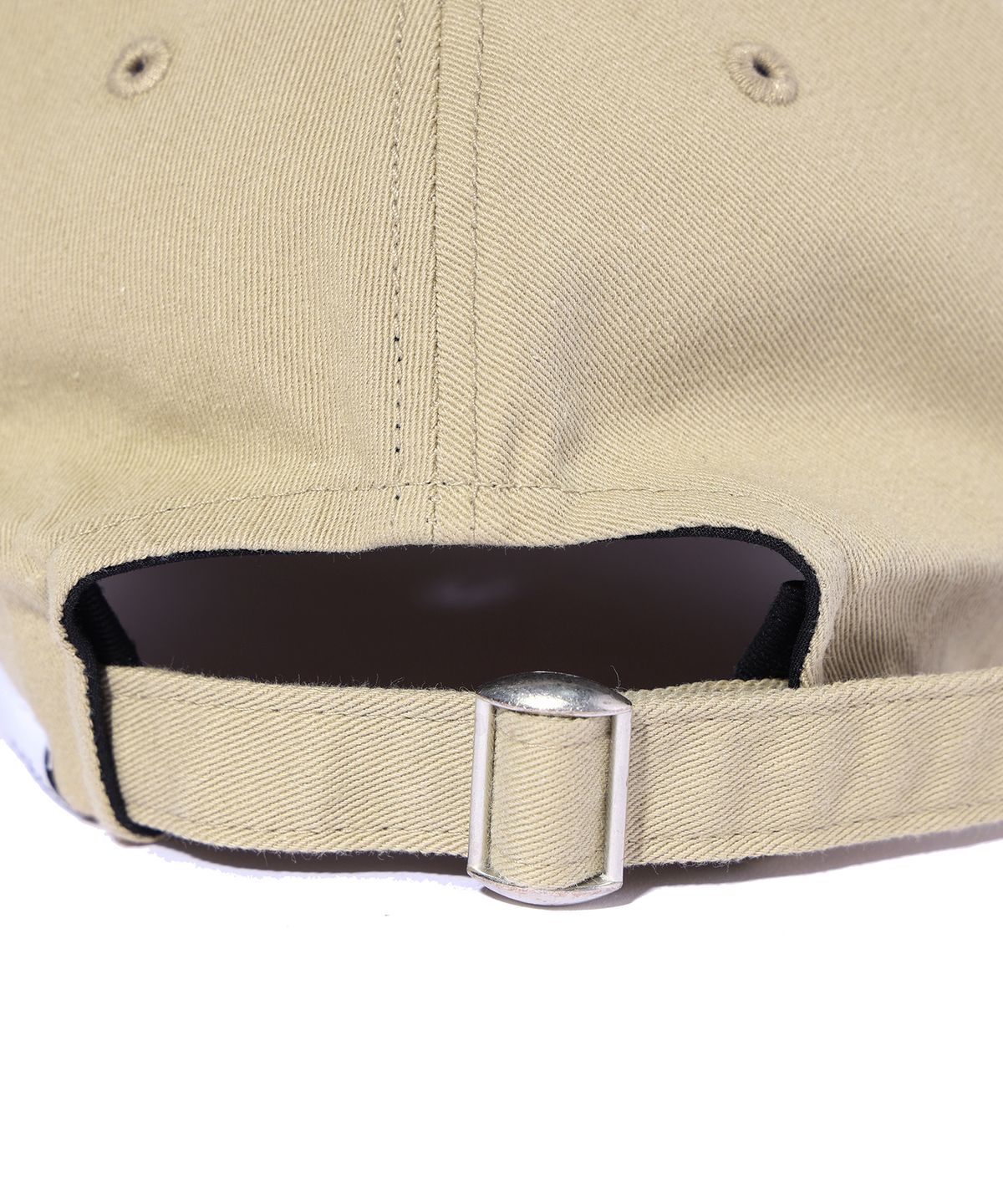 사운즈라이프(SOUNDSLIFE) Vintage Lettering Washing Ball Cap Beige