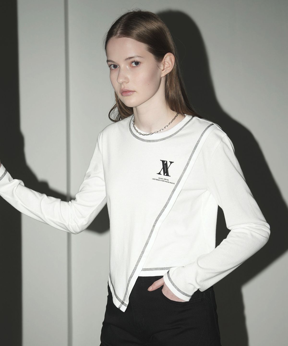 어반드레스(AVANDRESS) LINE DIAGONAL LONG SLEEVE T-SHIRT - 5COL