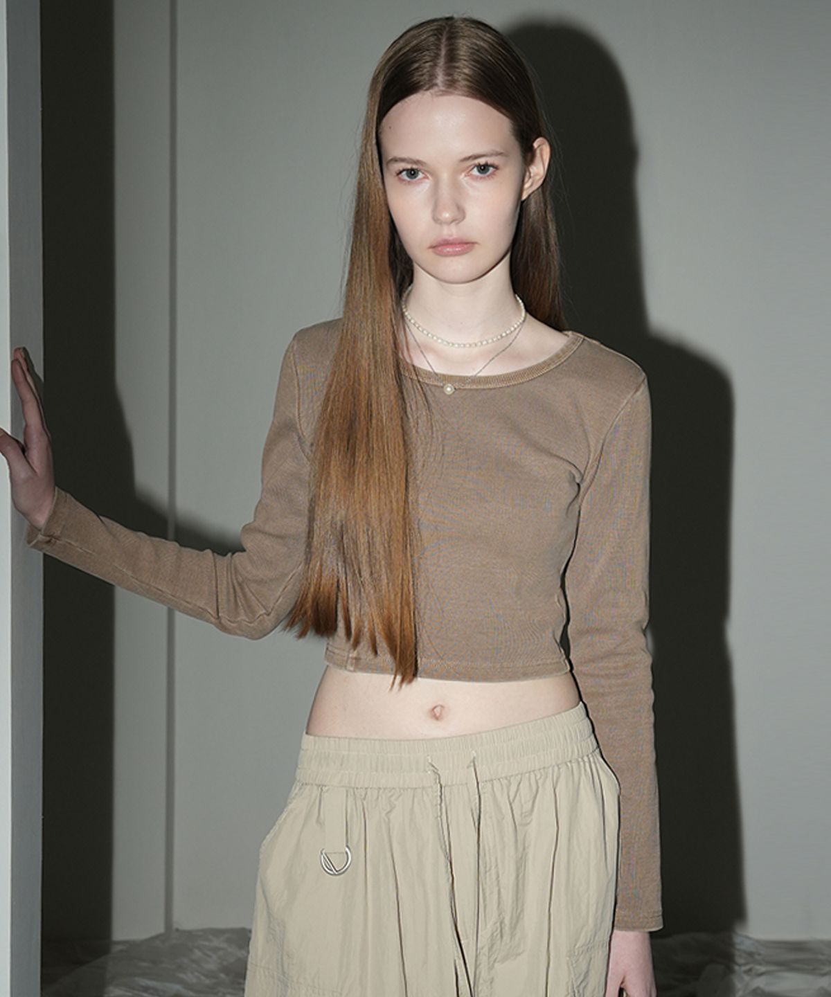 어반드레스(AVANDRESS) 3D Pattern long Tee - 4COL