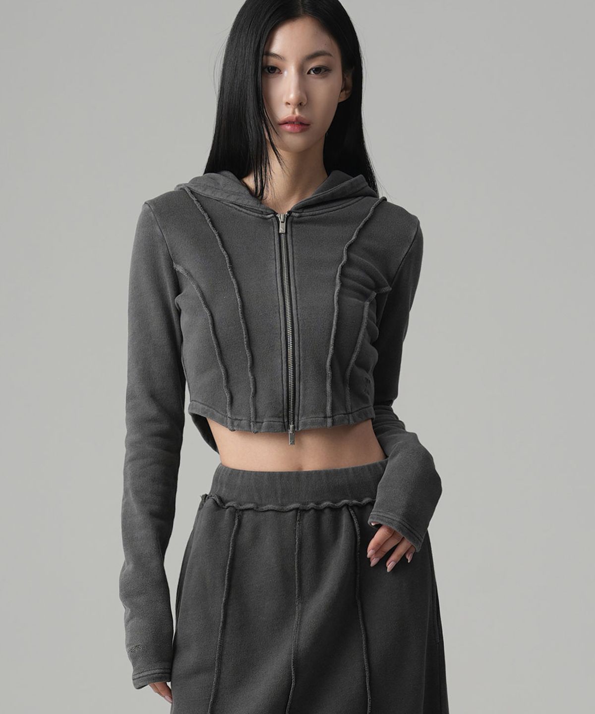 어반드레스(AVANDRESS) 3D Cutting Hood Zip-up - 2COL