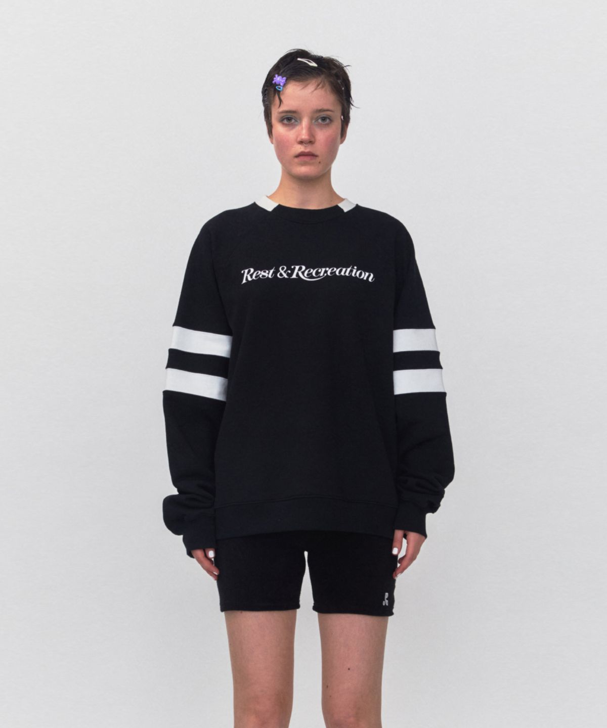 레스트앤레크레이션(REST&RECREATION) RR OVERSIZED RAGLAN SWEATSHIRT_BLACK
