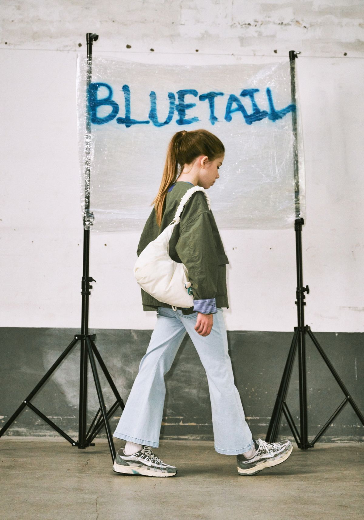블루테일(BLUETAIL) 노카라 카키 우븐 자켓