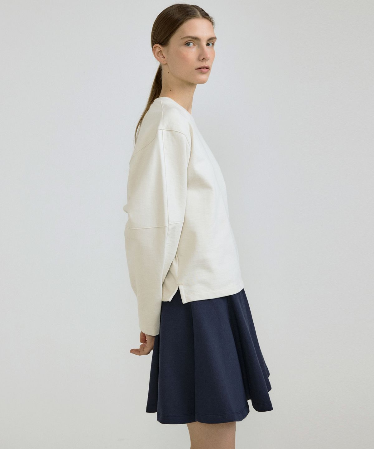 오떼뜨(OCTETTE) ESSENTIAL FLARED SKIRT_2COLOR