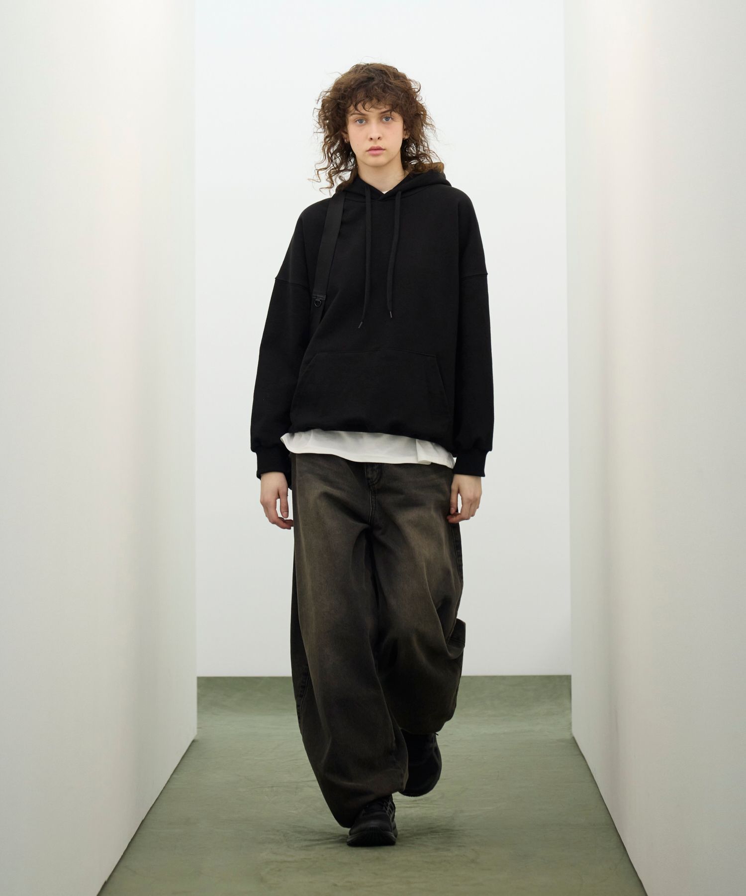 【YOURNUS】Ghetto balloon wide denim pants YOURNUS】Ghetto balloon wide denim pants (YOURNUS/デニム
