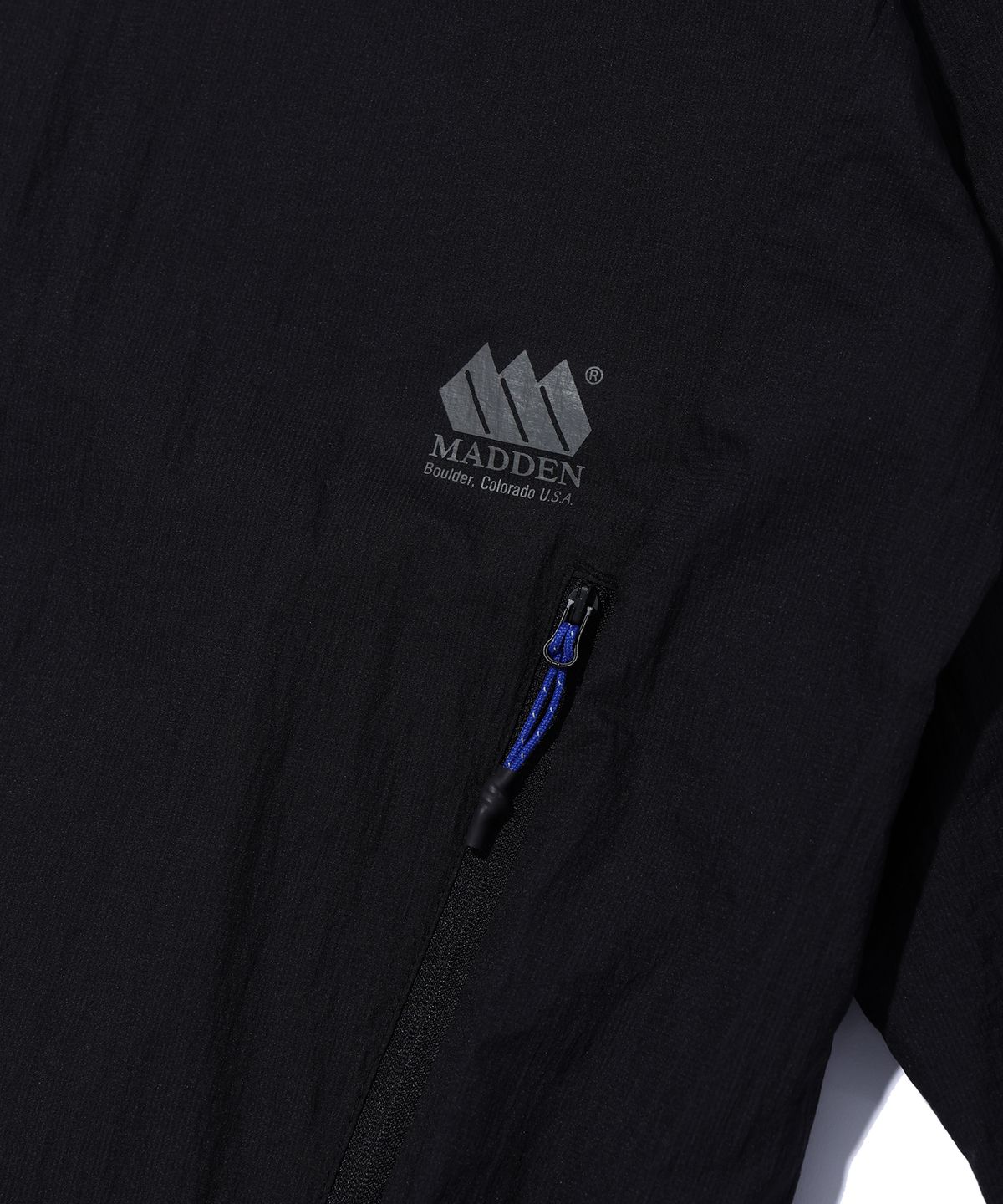 매든(MADDEN) Packable Windbreaker Black