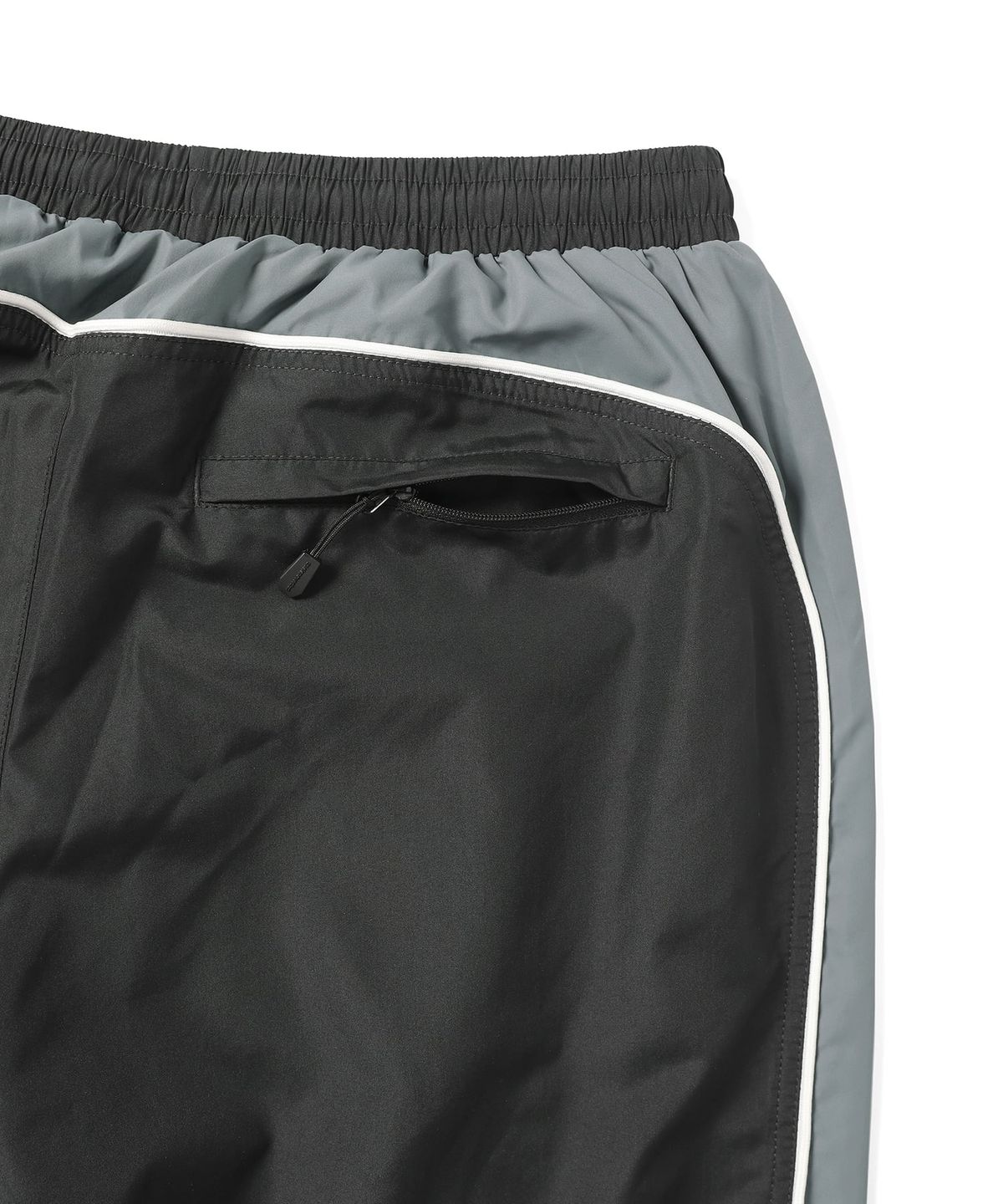 디스이즈네버댓(THISISNEVERTHAT) Paneled Track Pant Black
