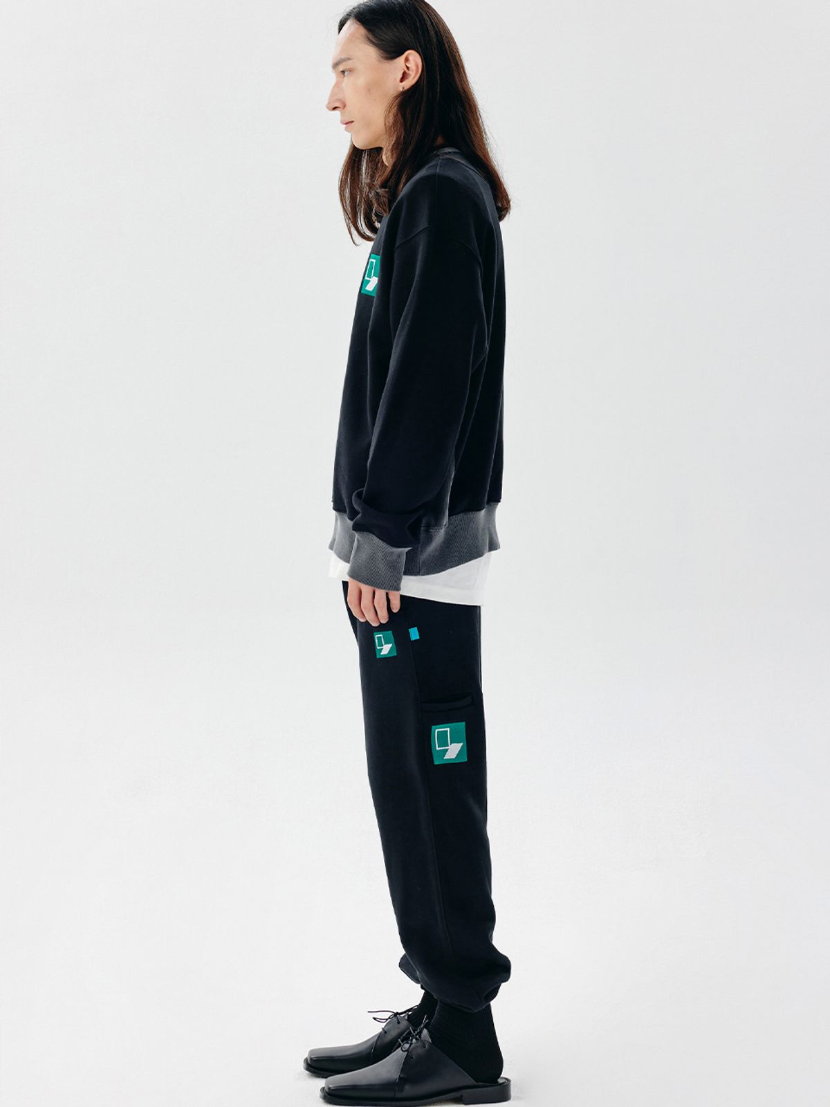 챈세스노이(CHANCE'S NOI) DoorBox Sweat Joger Pants (Black)