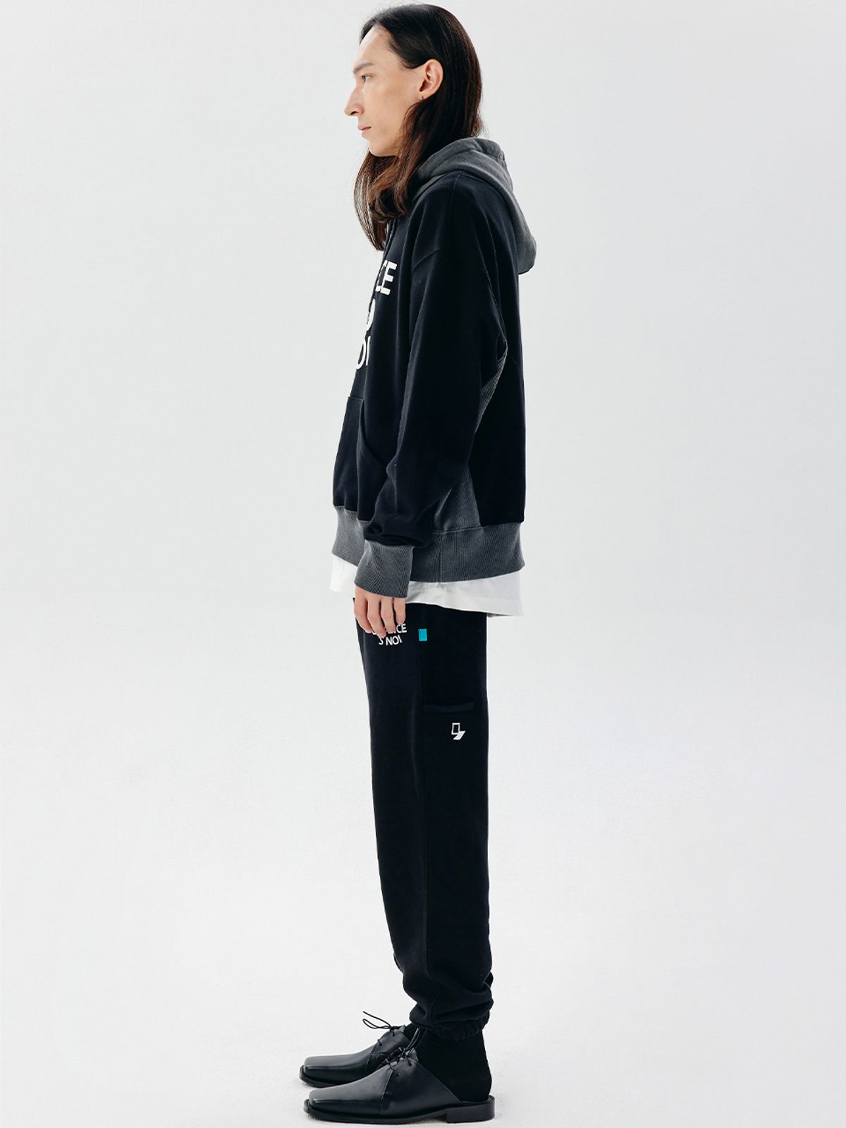 챈세스노이(CHANCE'S NOI) Snoi Sweat Joger Pants (Black)