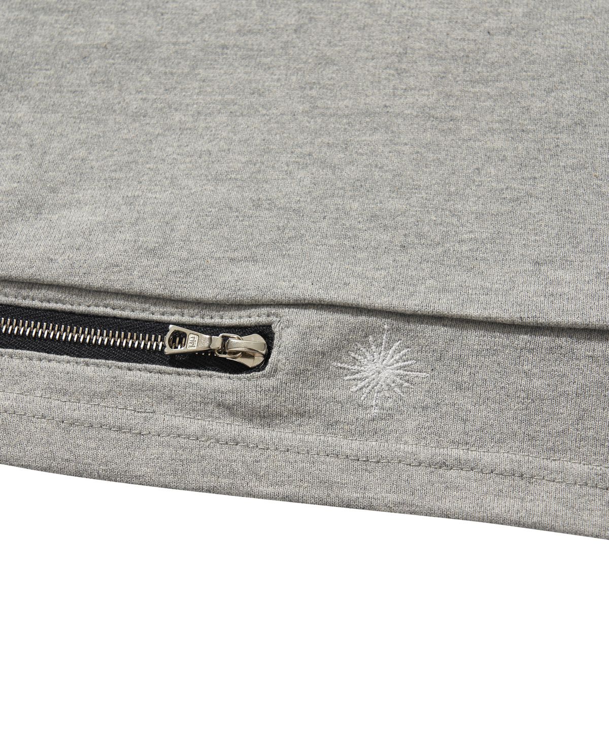 리베레(LIBERE) ZIP SLEEVELESS TOP / GRAY
