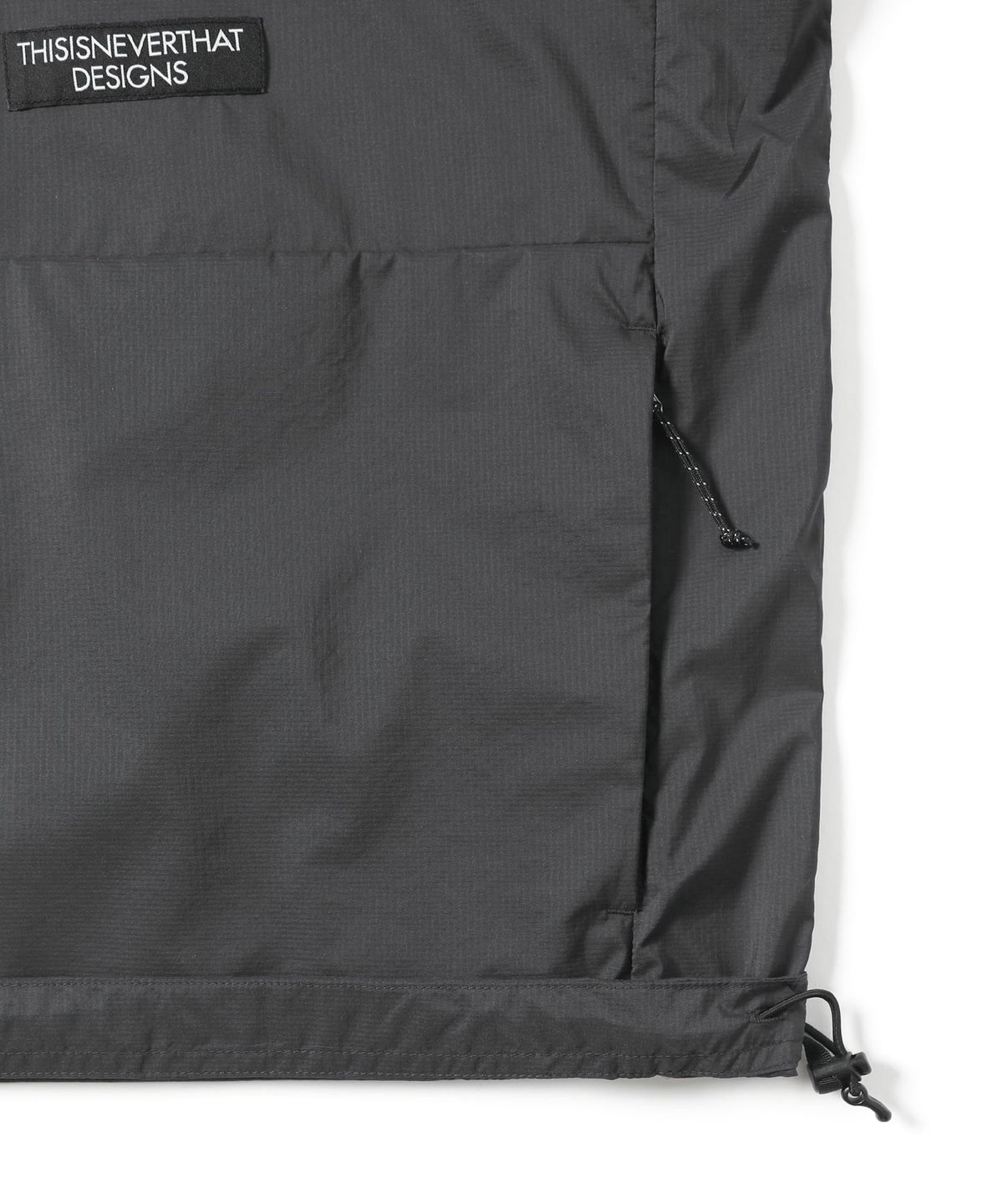 디스이즈네버댓(THISISNEVERTHAT) PERTEX® QA Half Zip Pullover Black