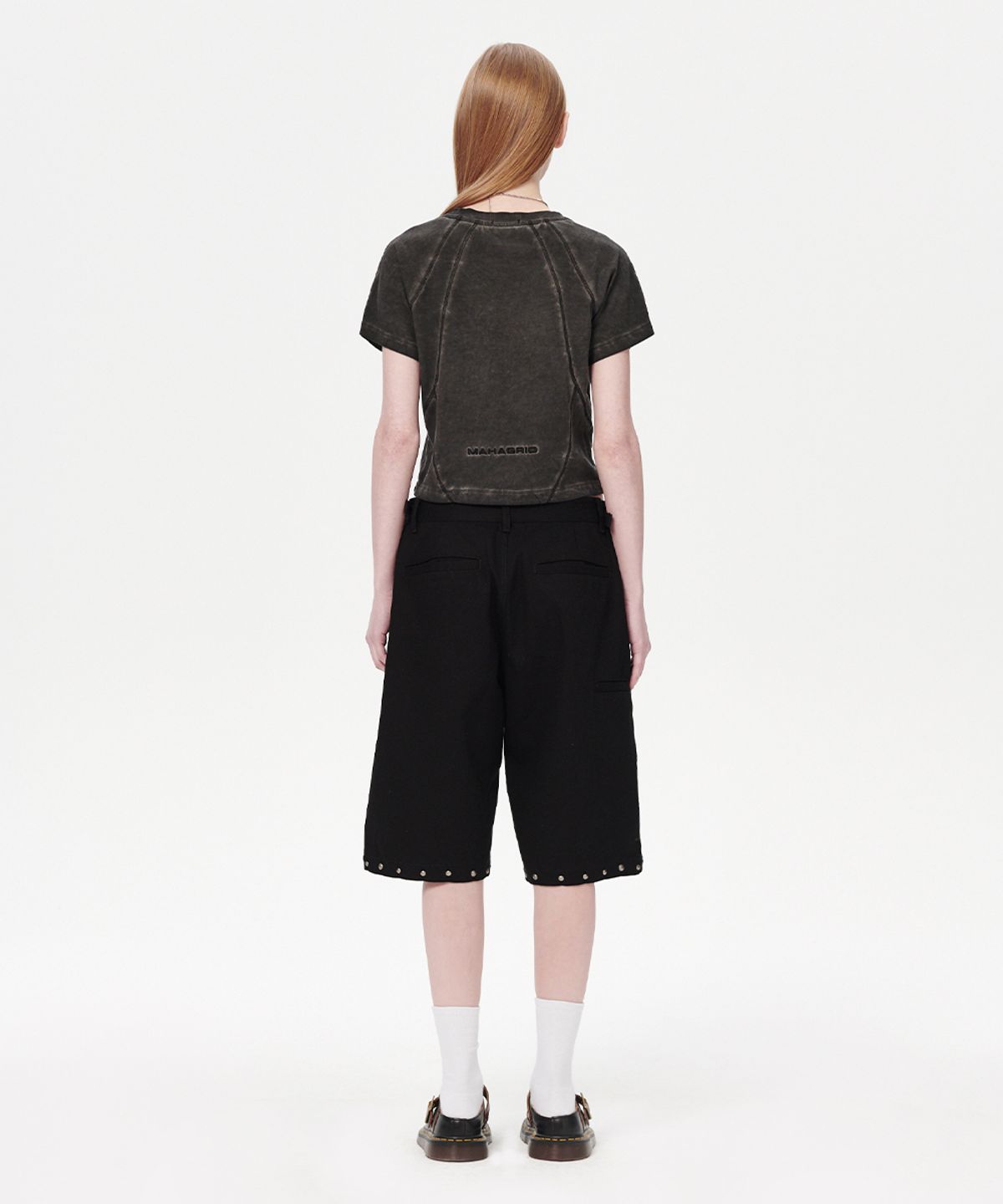 마하그리드(MAHAGRID) CURVED SEAM CROP TEE CHARCOAL(MG2EMFT580A)