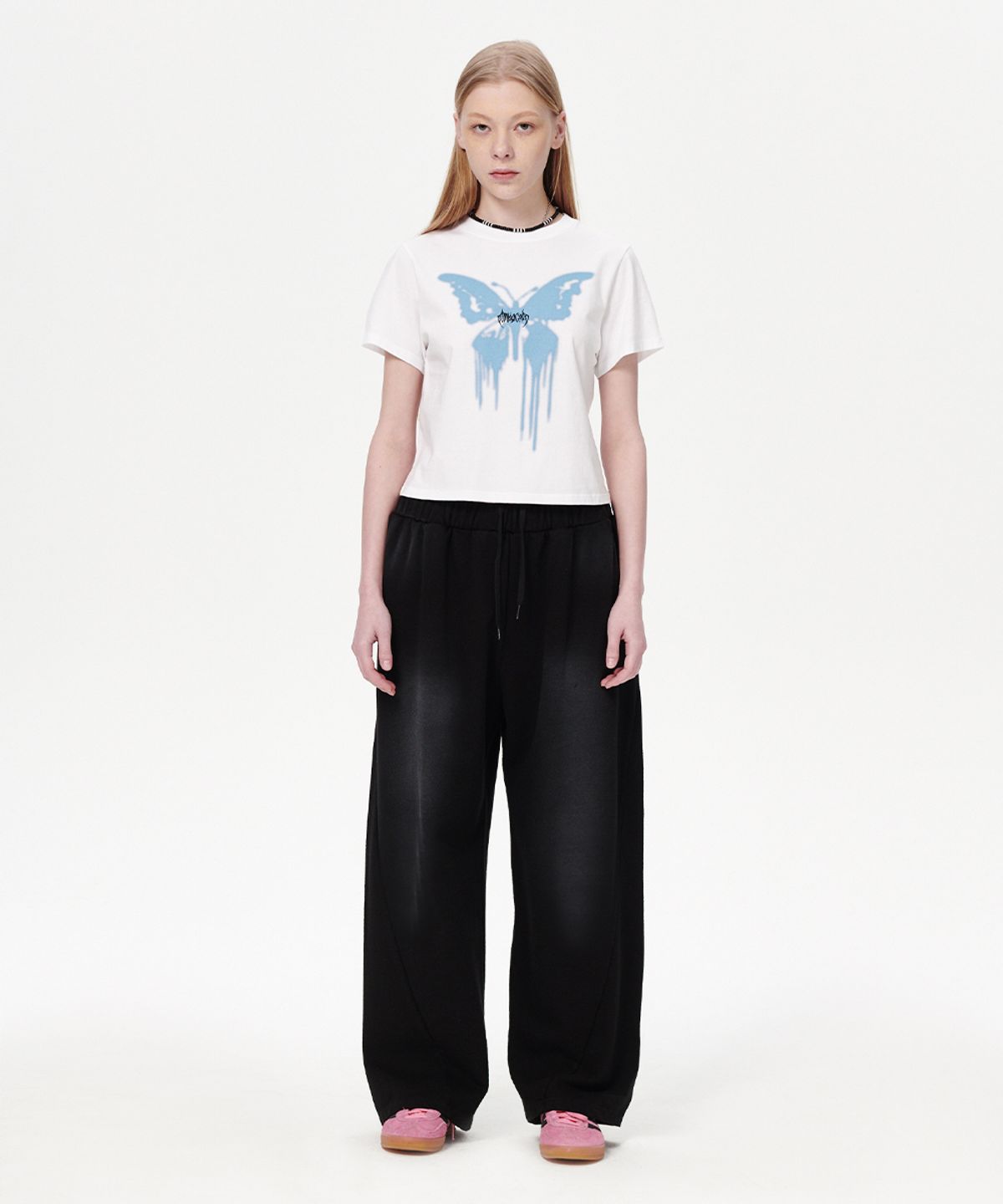 마하그리드(MAHAGRID) BUTTERFLY GOTH CROP TEE WHITE(MG2EMFT583A)