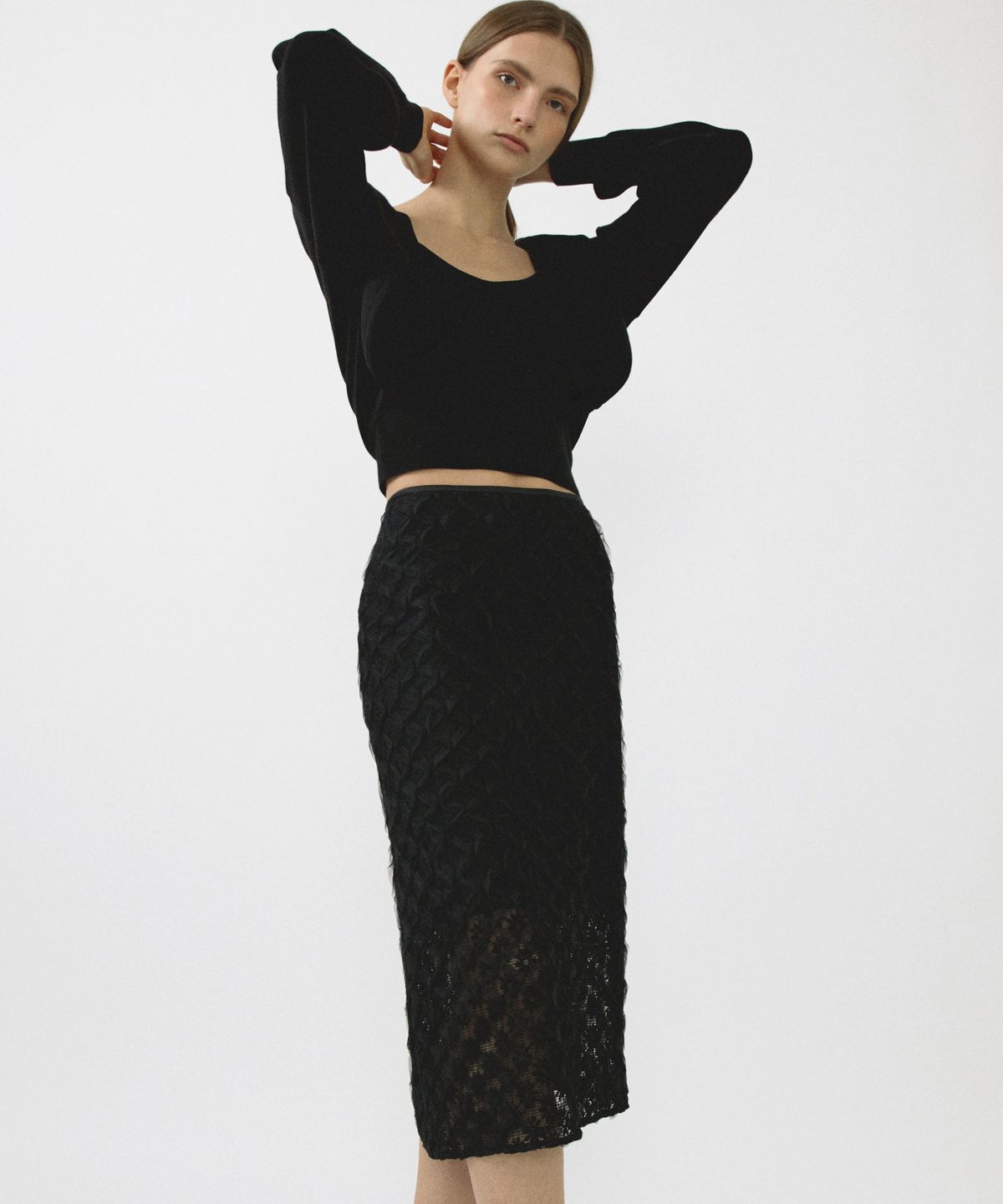 오떼뜨(OCTETTE) HEART NECK SLEEVELESS_4COLOR