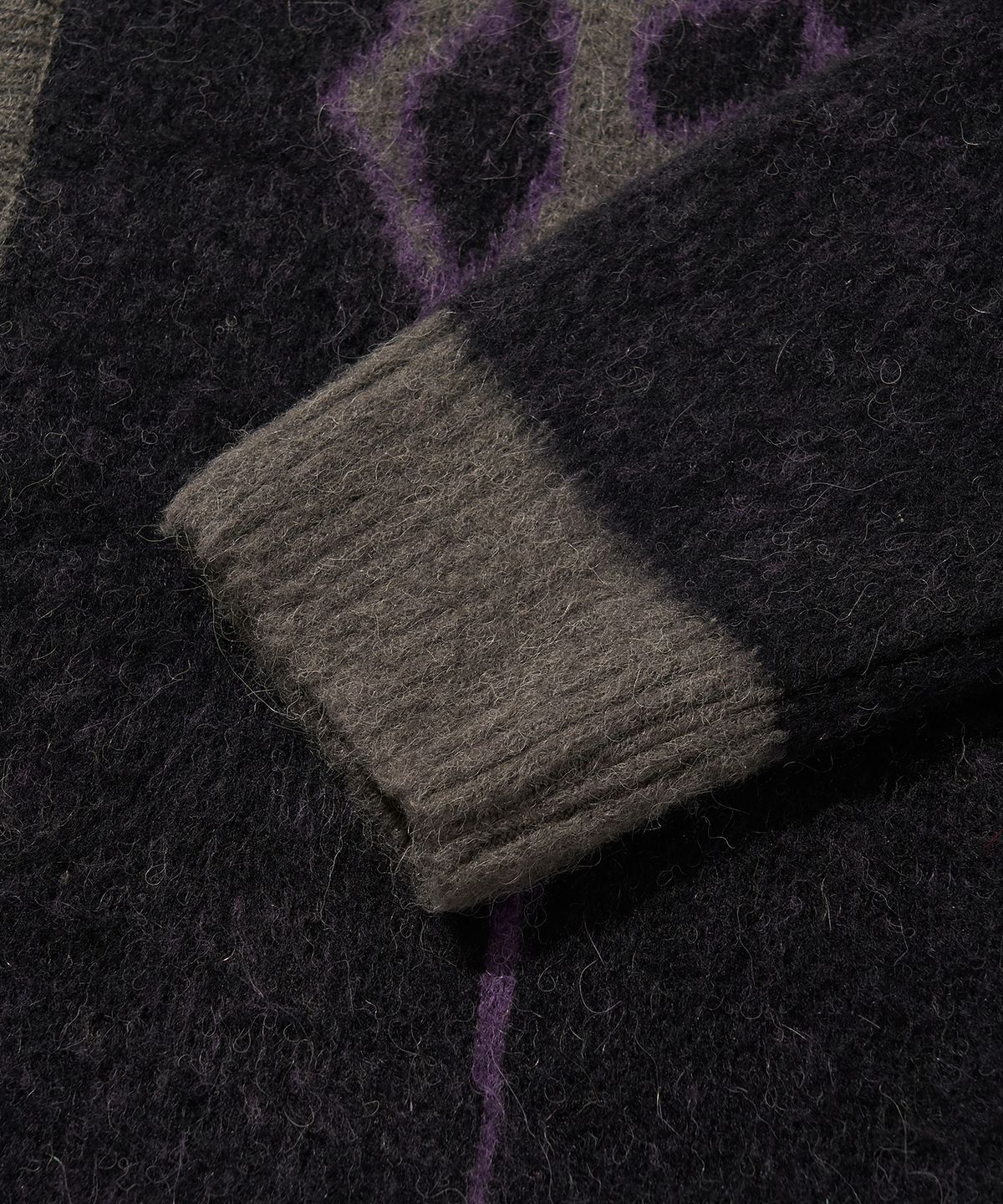 리베레(LIBERE) LOGO MOHAIR CARDIGAN / BLACK