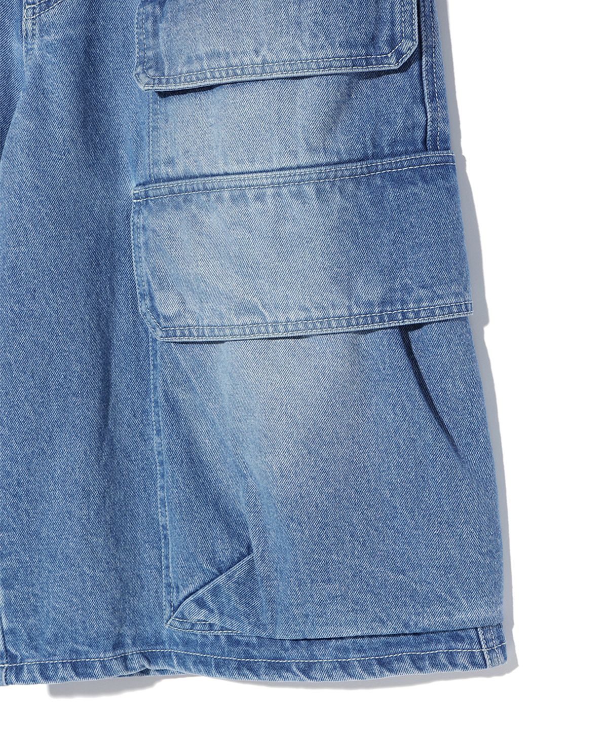 크리틱(CRITIC) BIG CARGO DENIM BERMUDA PANTS LIGHT INDIGO