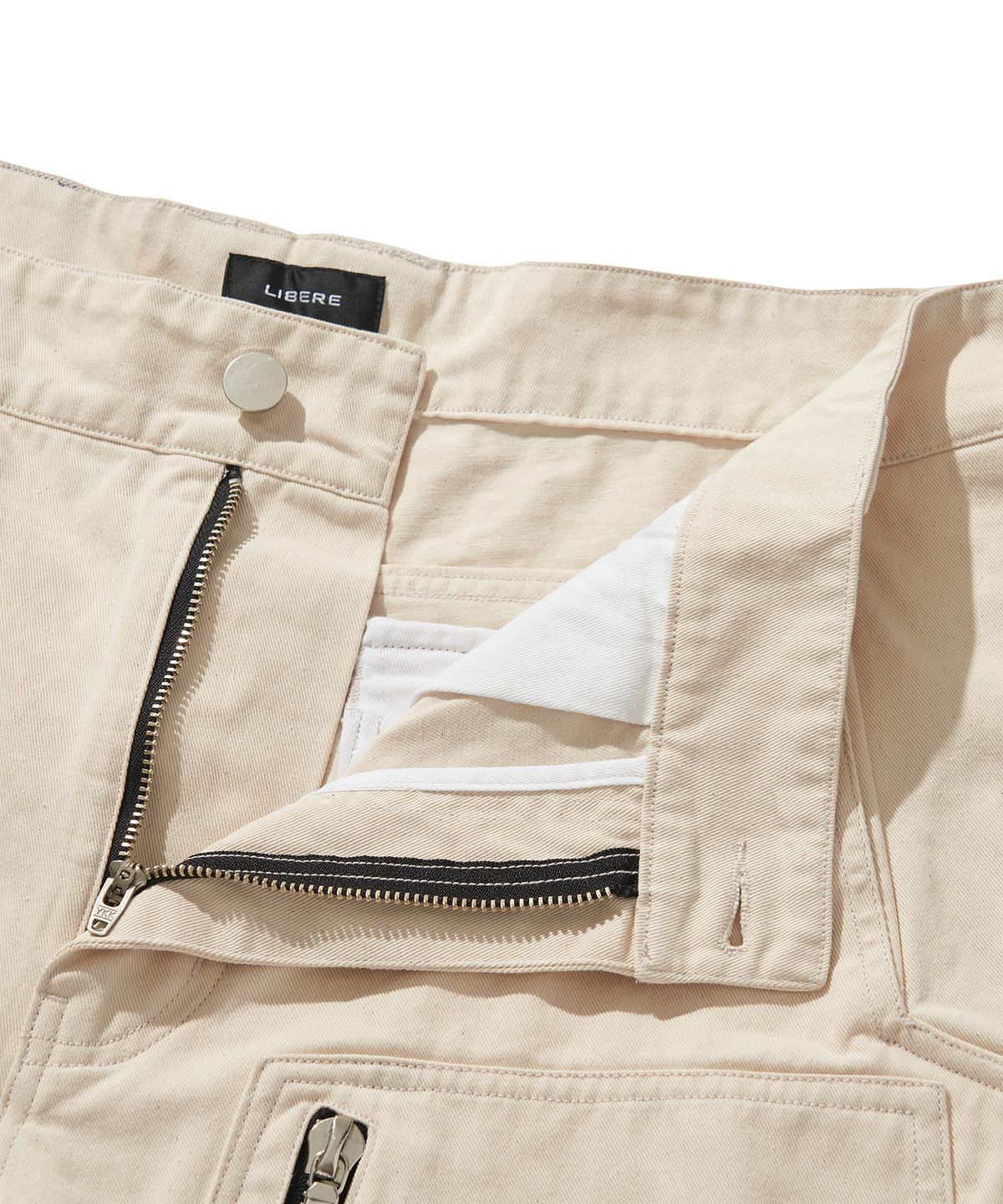 리베레(LIBERE) WIDE SHORTS PANTS / WHITE
