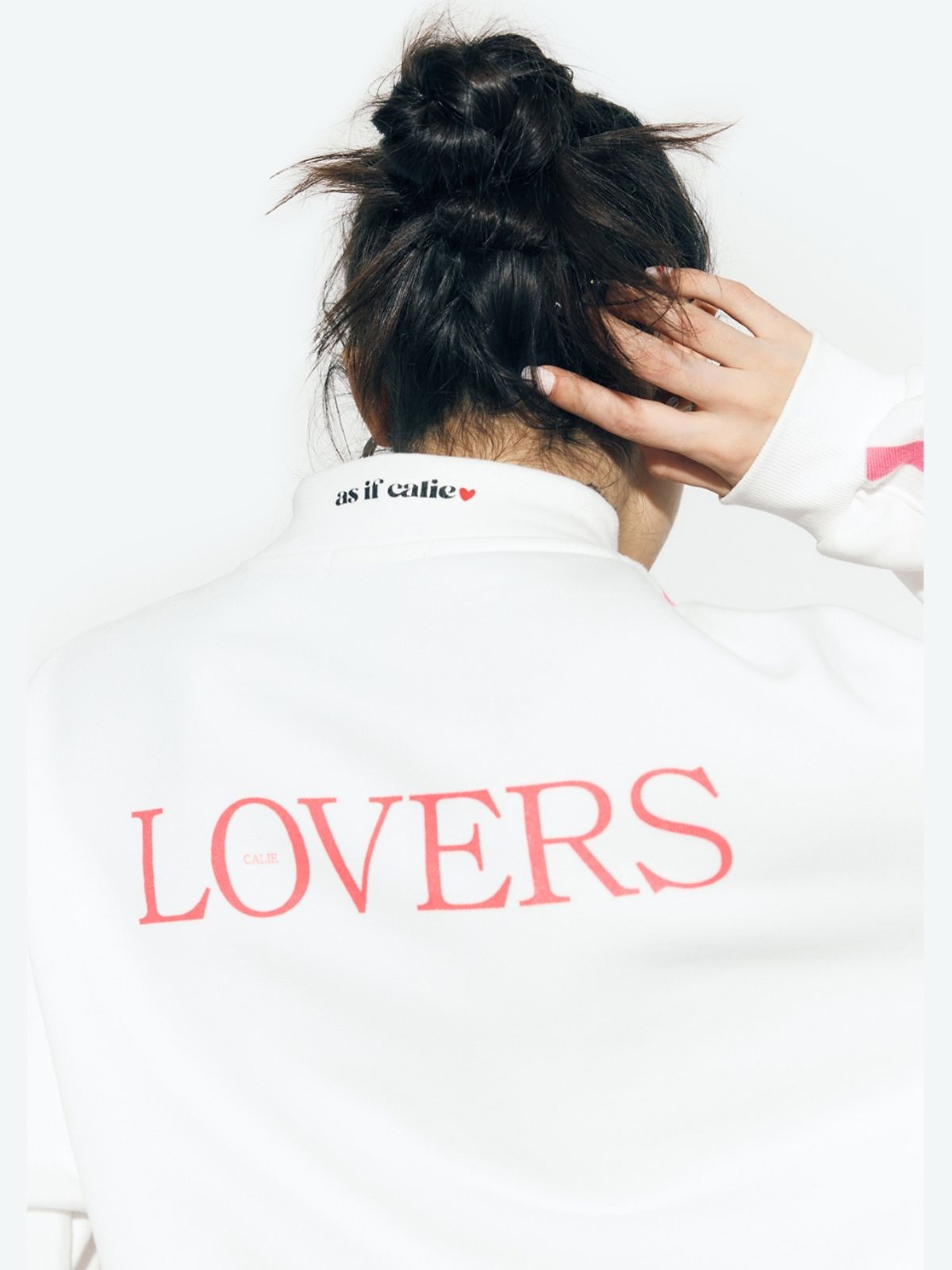 에즈이프 캘리(ASIF CALIE) LOVERS HALF ZIPUP IVORY