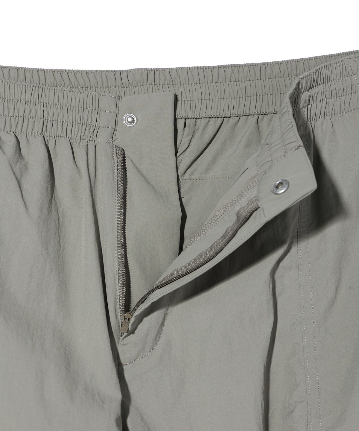 크리틱(CRITIC) GLOSSY CARGO PANTS GREY