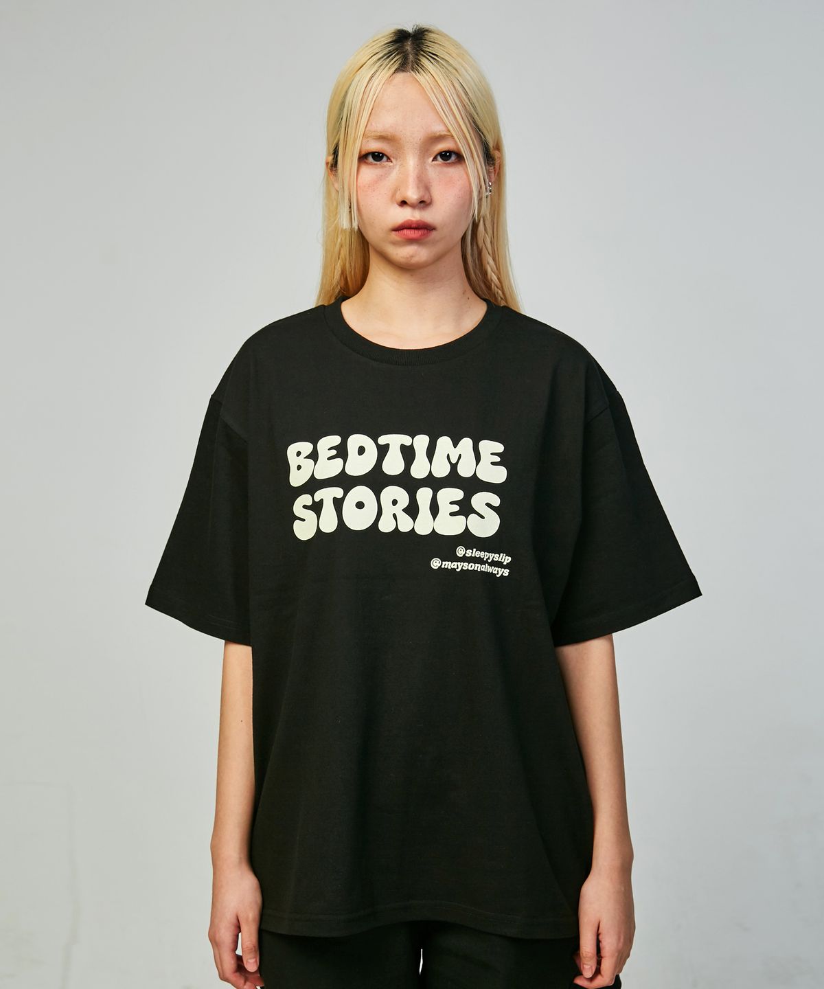 슬리피슬립(SLEEPYSLIP) BEDTIME STORIES BLACK T-SHIRT