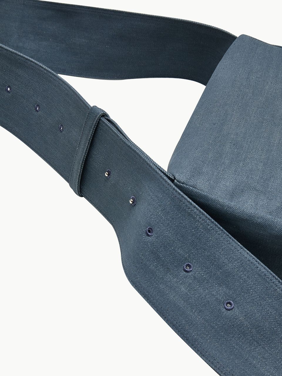 MUSINSA | AMOMENTO DENIM CUBE BAG (2COLORS)