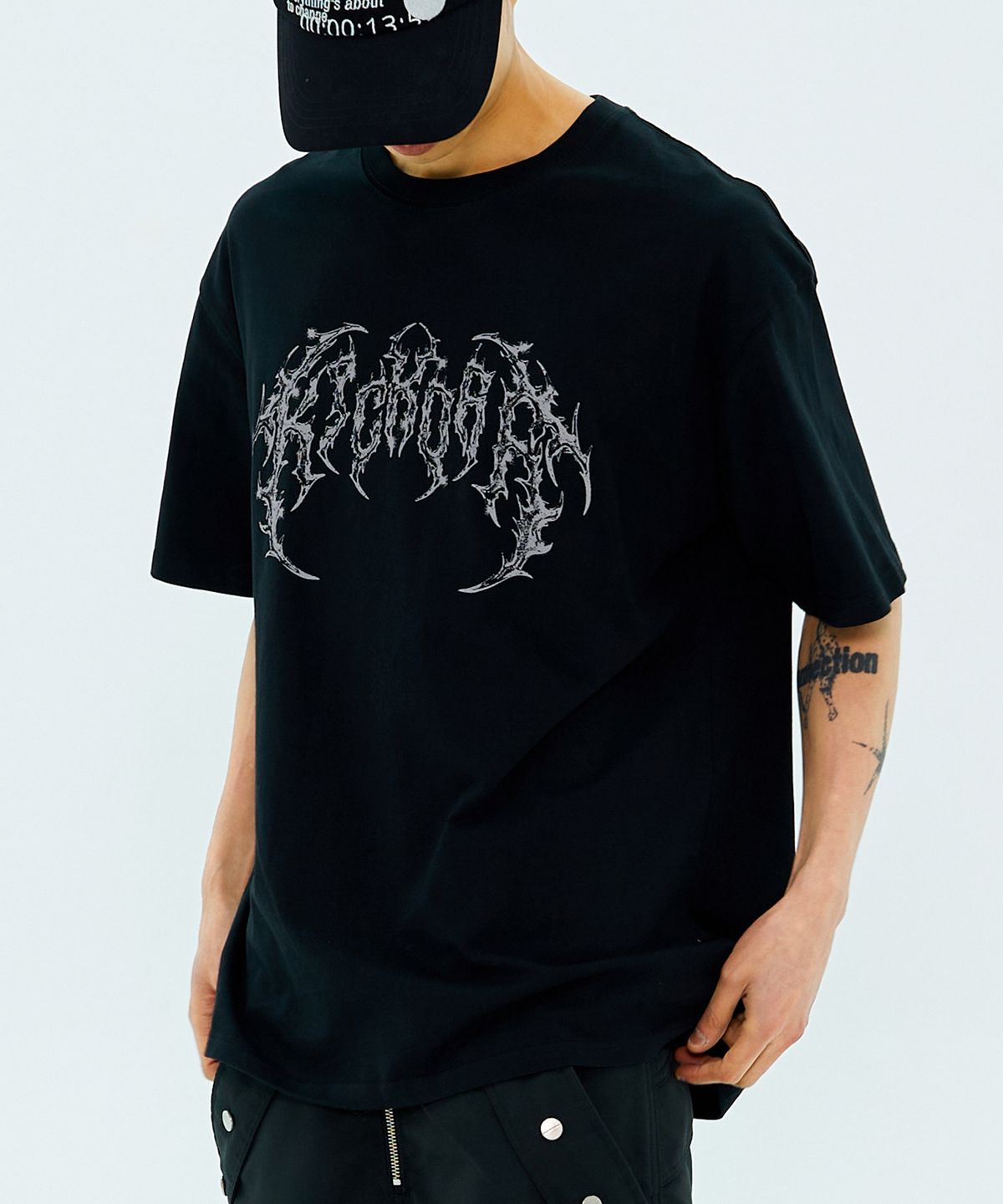 카이파이(KAIFAI) [NK] Prickle Tee (Black)_K24QB710