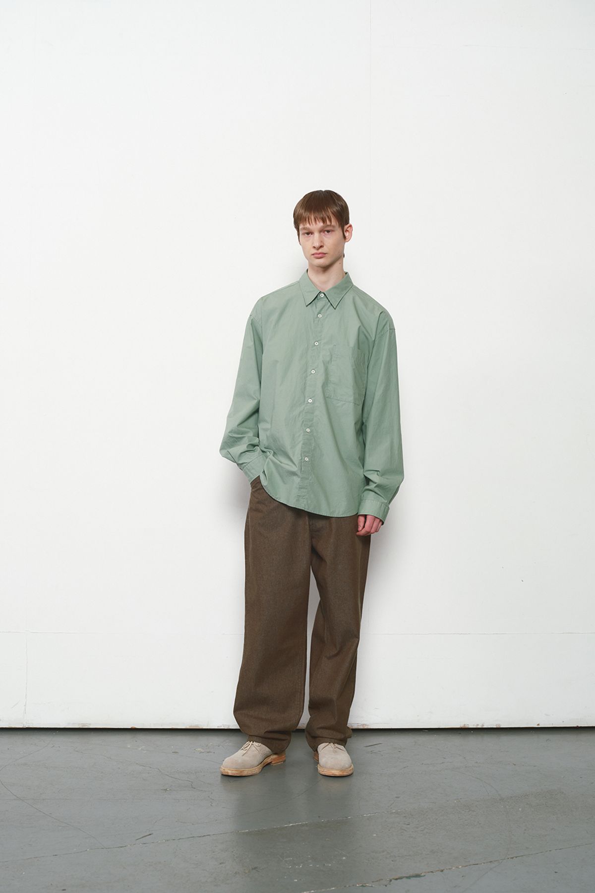 홀리선(HORLISUN) Jane Solid Extra Typewriter Shirt Sage Green