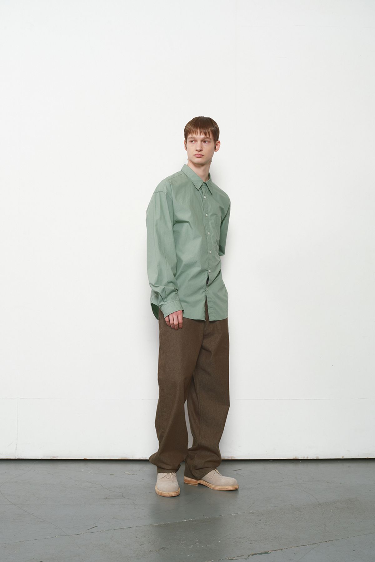 홀리선(HORLISUN) Jane Solid Extra Typewriter Shirt Sage Green