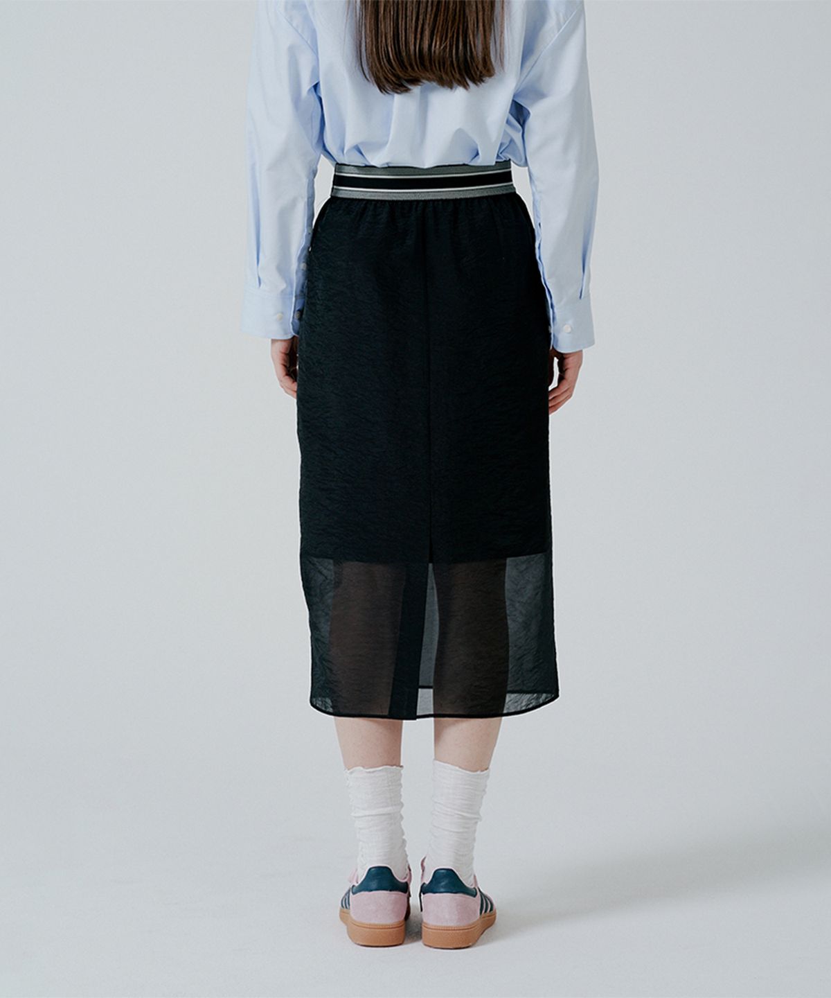 핀블랙(PINBLACK) 레이어드 슬릿 미디 스커트