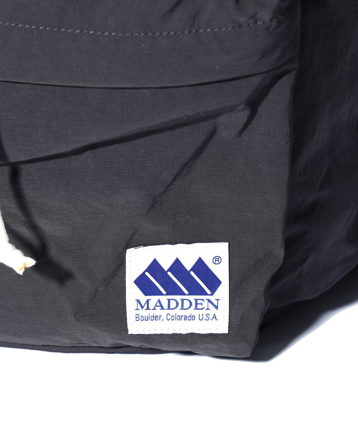 매든(MADDEN) Madden String Daypack Charcoal