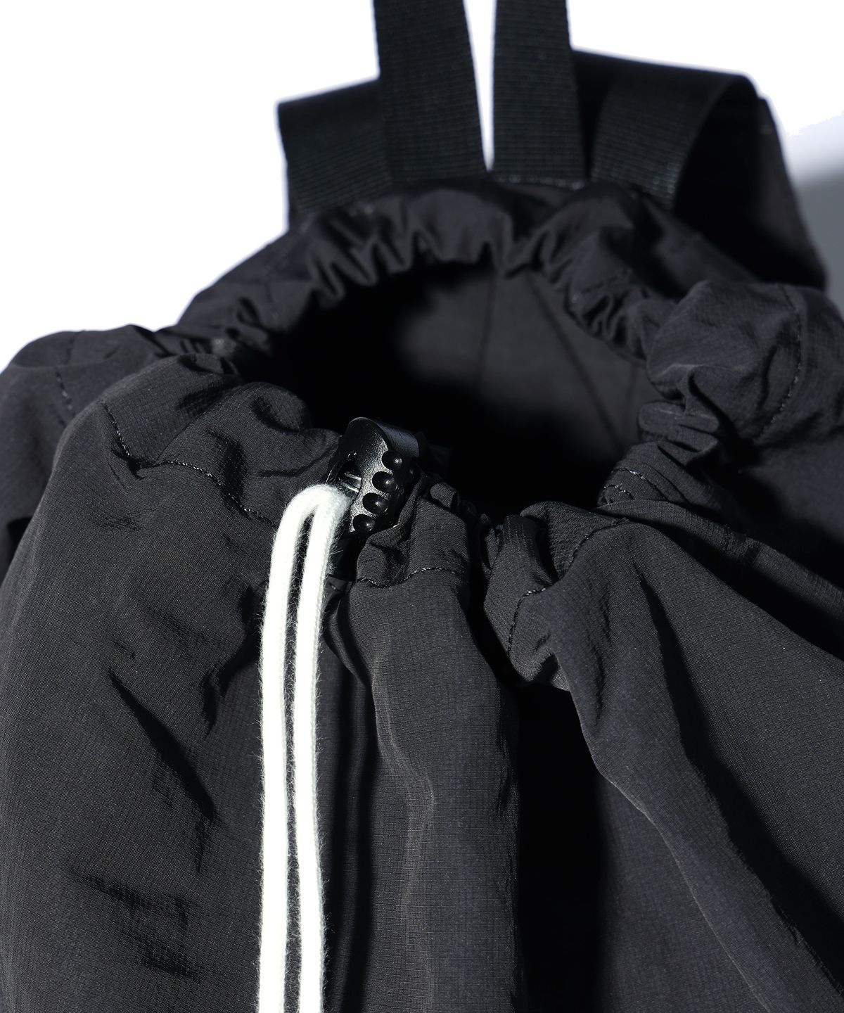 매든(MADDEN) Madden String Daypack Charcoal