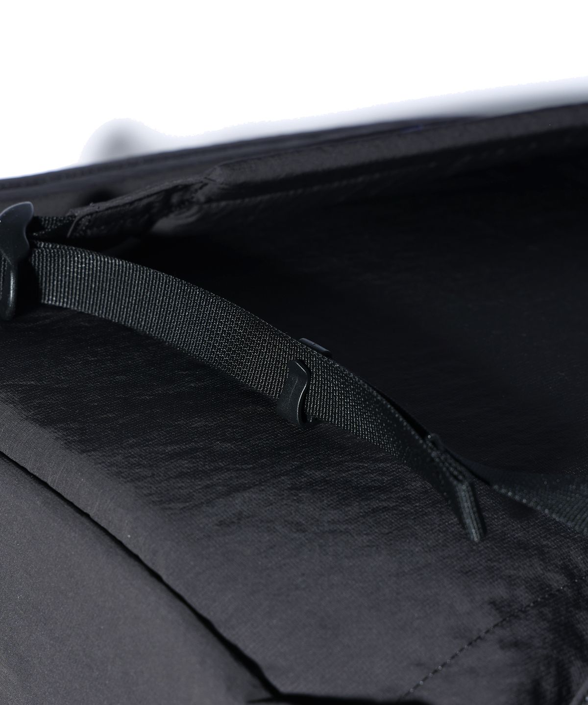 매든(MADDEN) Madden String Daypack Charcoal