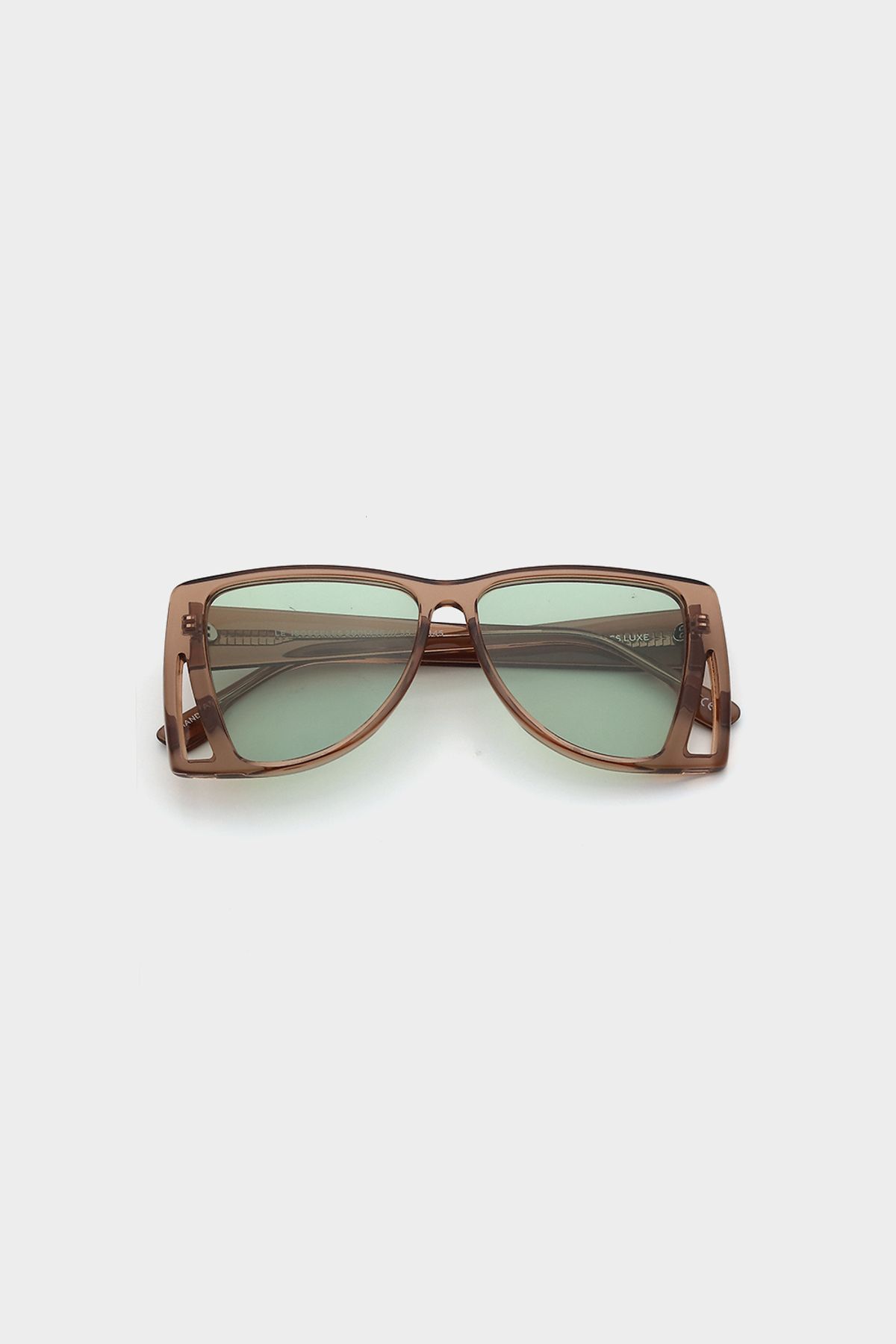 르스펙스(LE SPECS) 르 아이소셀즈 클리어 브라운