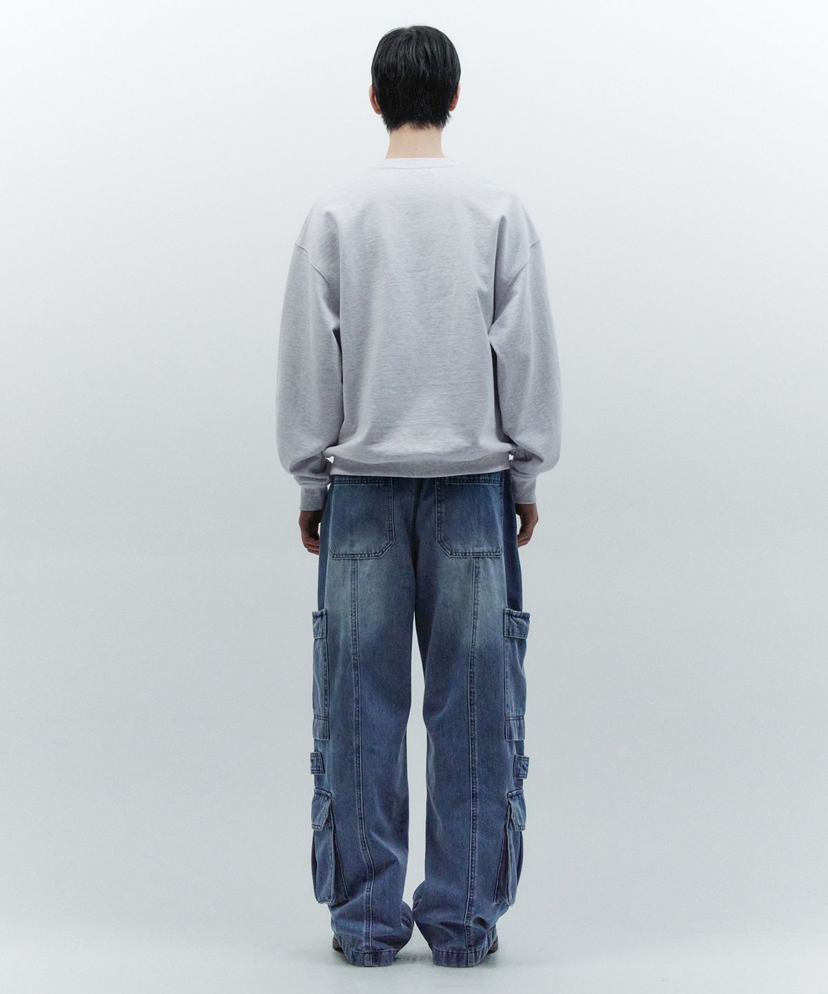 인사일런스(INSILENCE) 워시드 로고 스웨트셔츠 MELANGE GREY