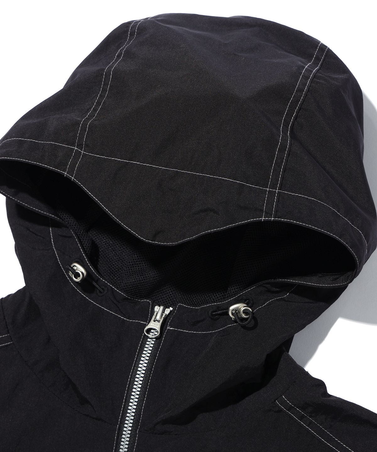 크리틱(CRITIC) GLOSSY HOOD VEST BLACK