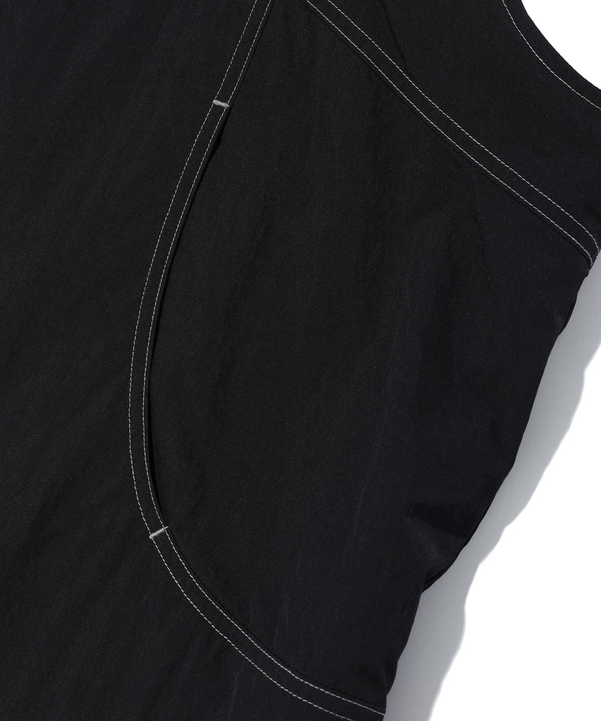 크리틱(CRITIC) GLOSSY HOOD VEST BLACK